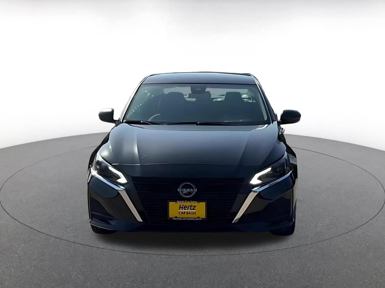 Thumbnail: 2025 Nissan Altima - 4