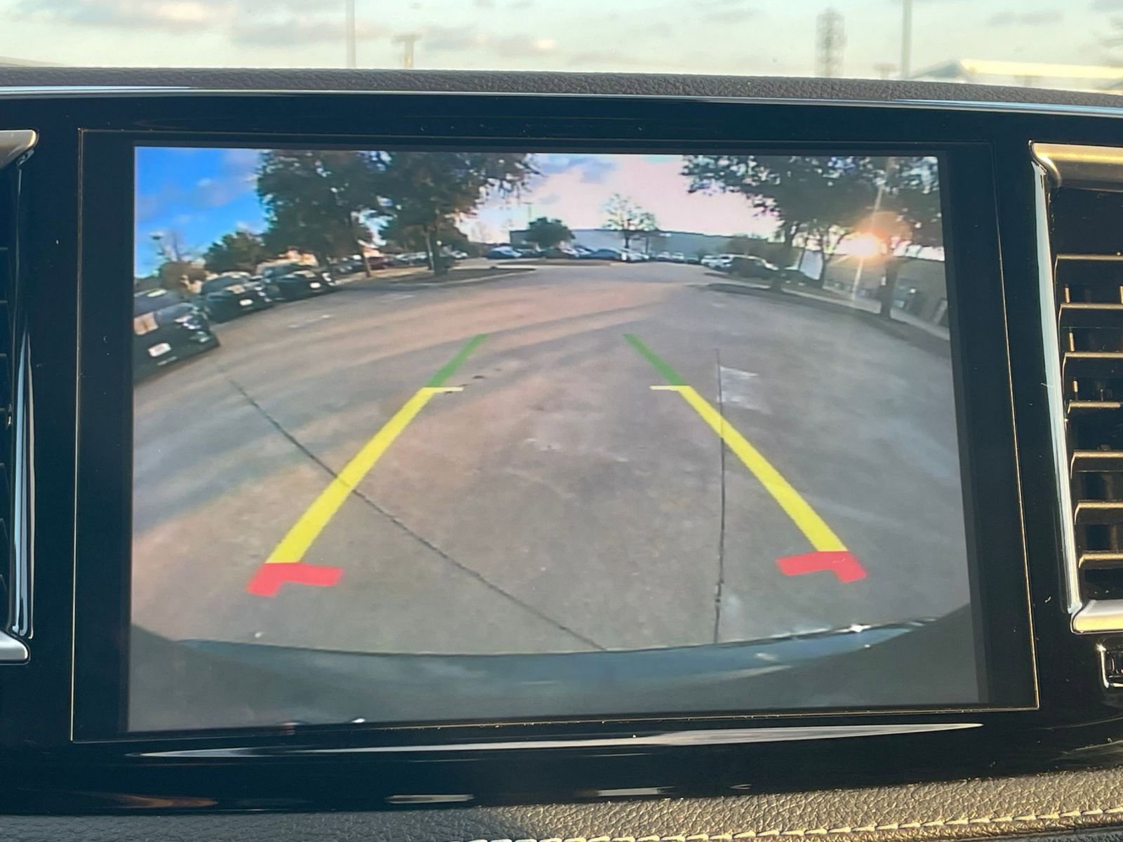 Thumbnail: 2025 Chrysler Pacifica - 28