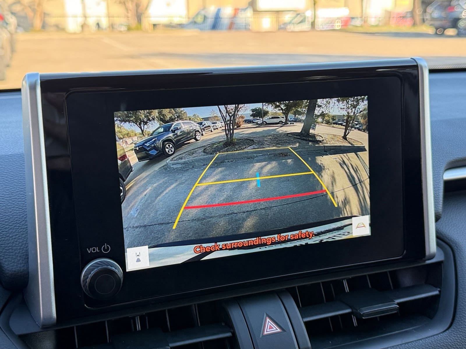 Thumbnail: 2025 Toyota RAV4 - 17