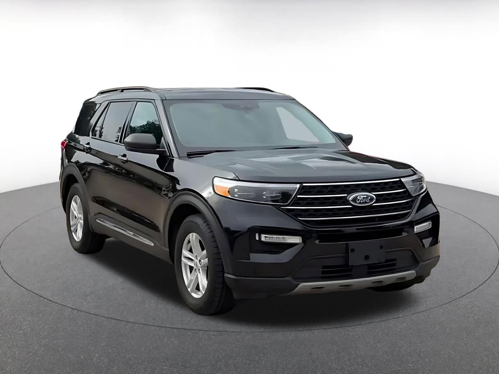 Thumbnail: 2024 Ford Explorer - 3