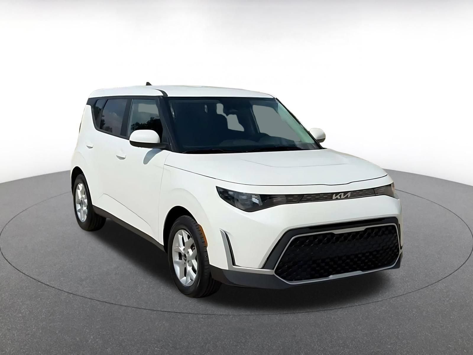 Thumbnail: 2025 Kia Soul - 3