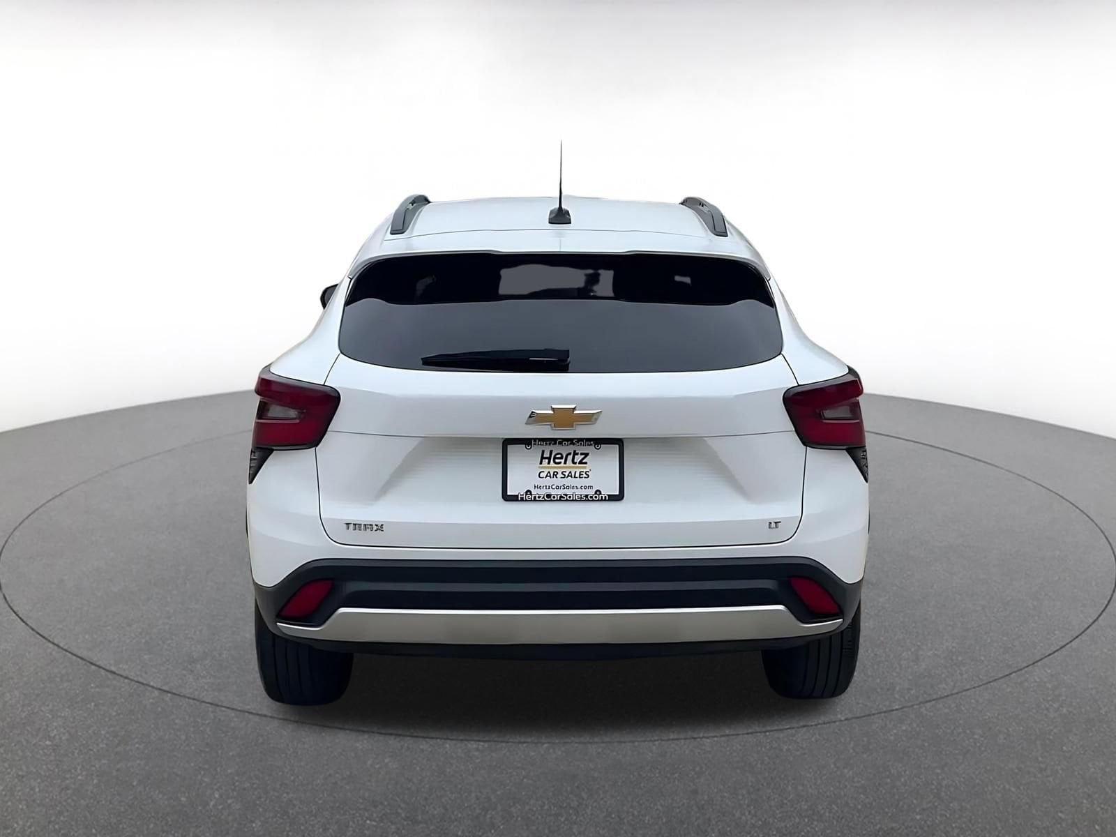 Thumbnail: 2025 Chevrolet Trax - 12