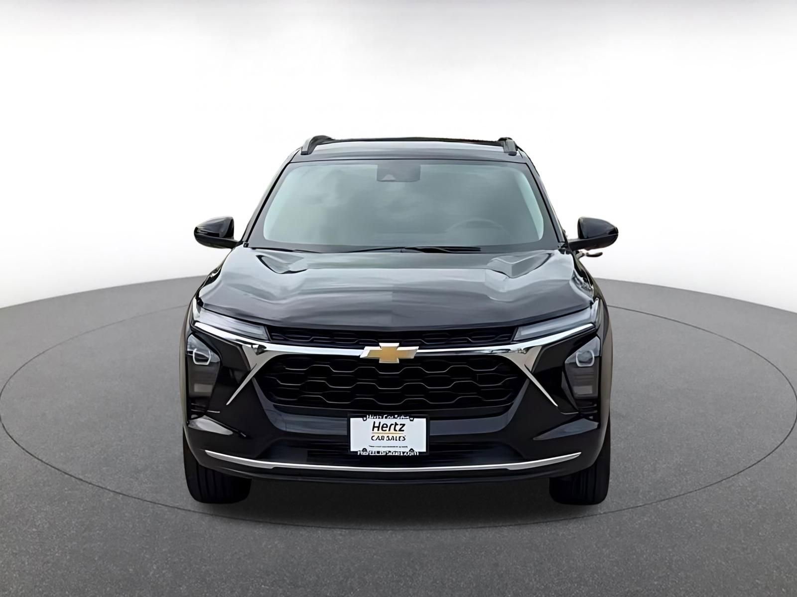 Thumbnail: 2025 Chevrolet Trax - 4