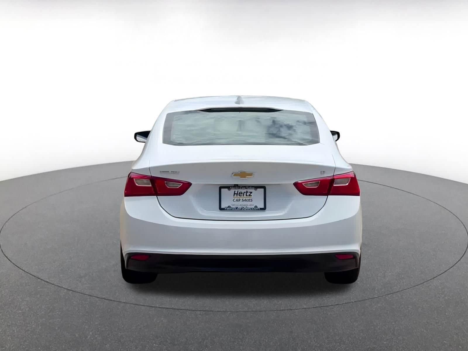 Thumbnail: 2023 Chevrolet Malibu - 12