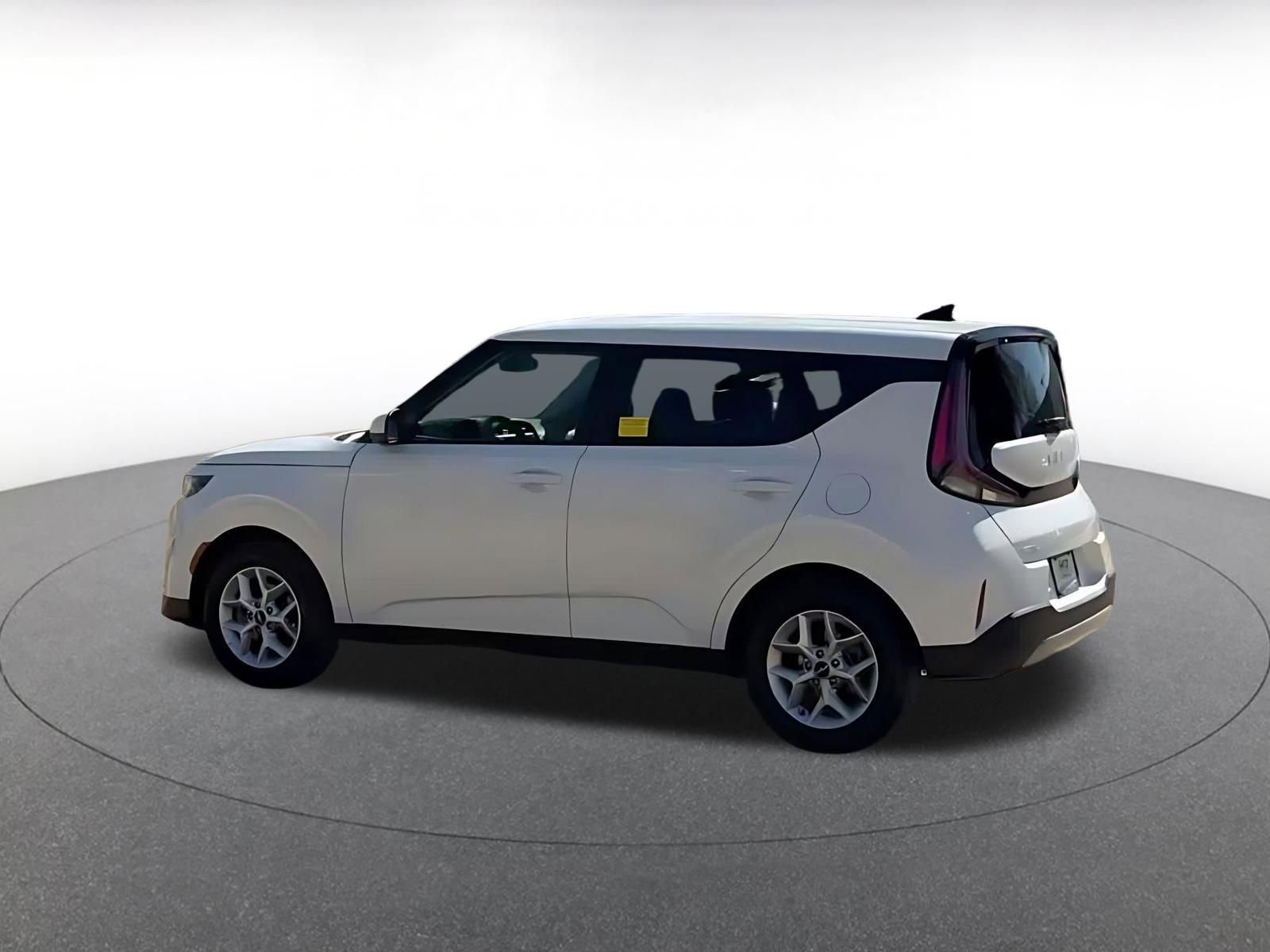 Thumbnail: 2025 Kia Soul - 9
