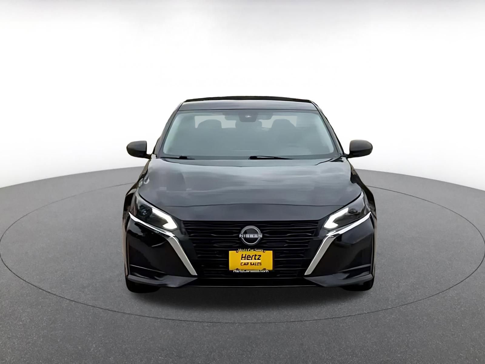 Thumbnail: 2025 Nissan Altima - 4