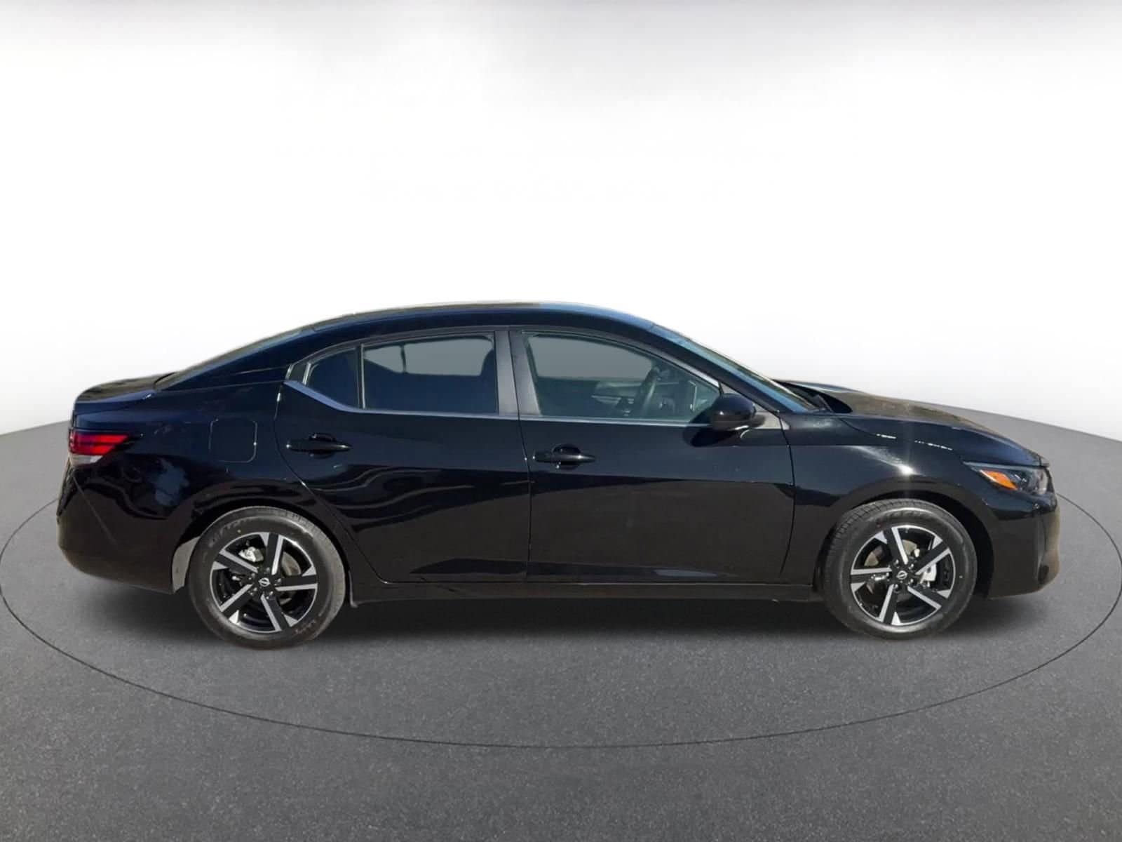 Thumbnail: 2025 Nissan Sentra - 16