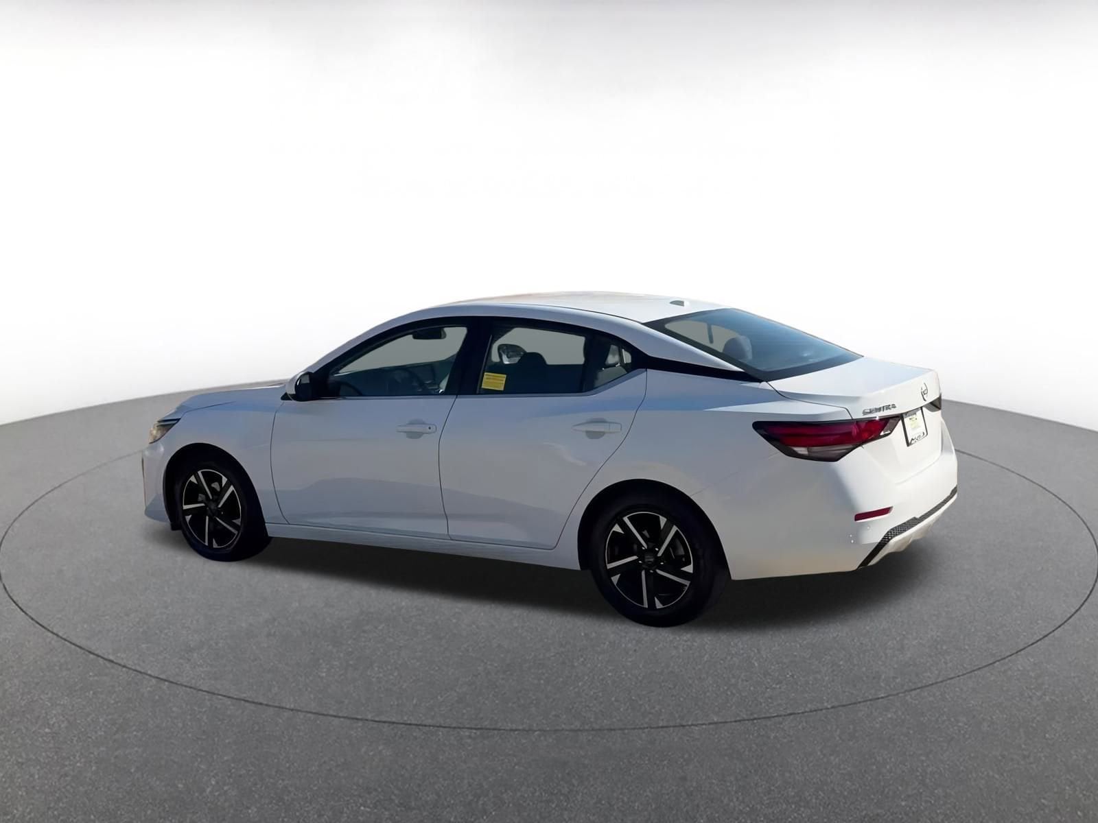 Thumbnail: 2024 Nissan Sentra - 10