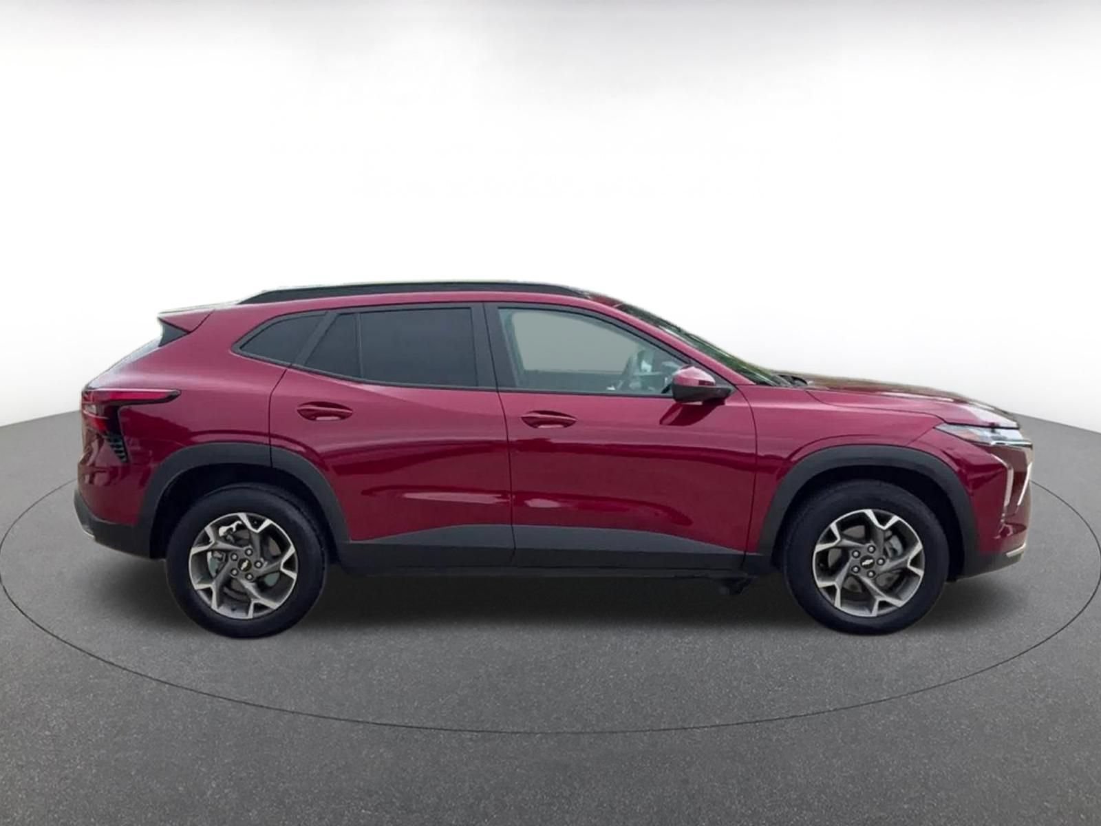 Thumbnail: 2025 Chevrolet Trax - 15