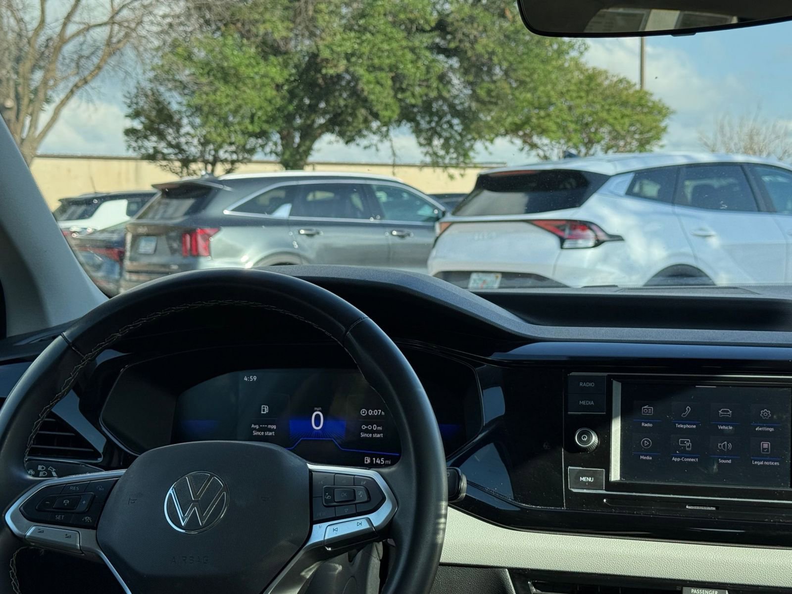 Thumbnail: 2024 Volkswagen Taos - 34