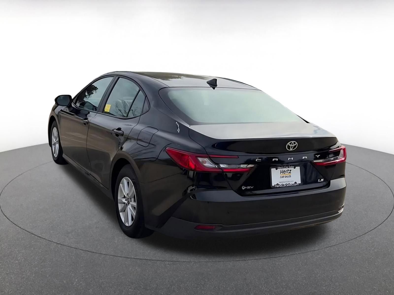 Thumbnail: 2025 Toyota Camry - 11