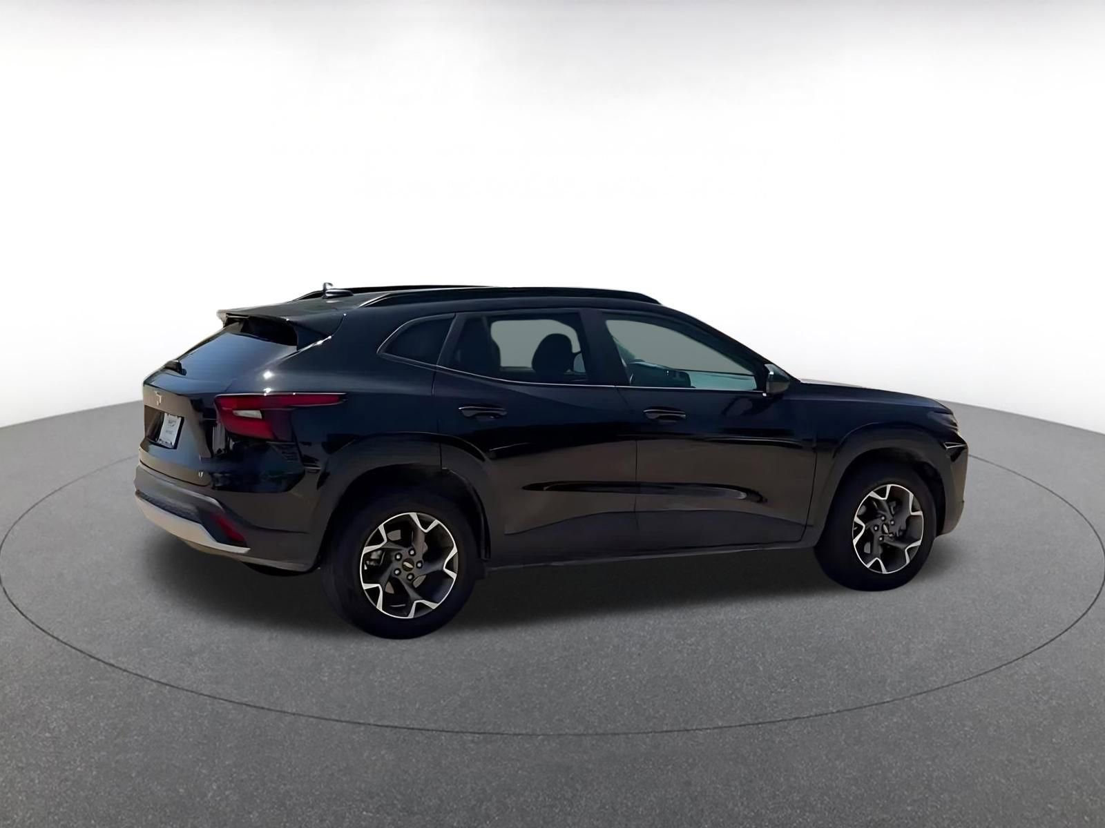 Thumbnail: 2025 Chevrolet Trax - 15