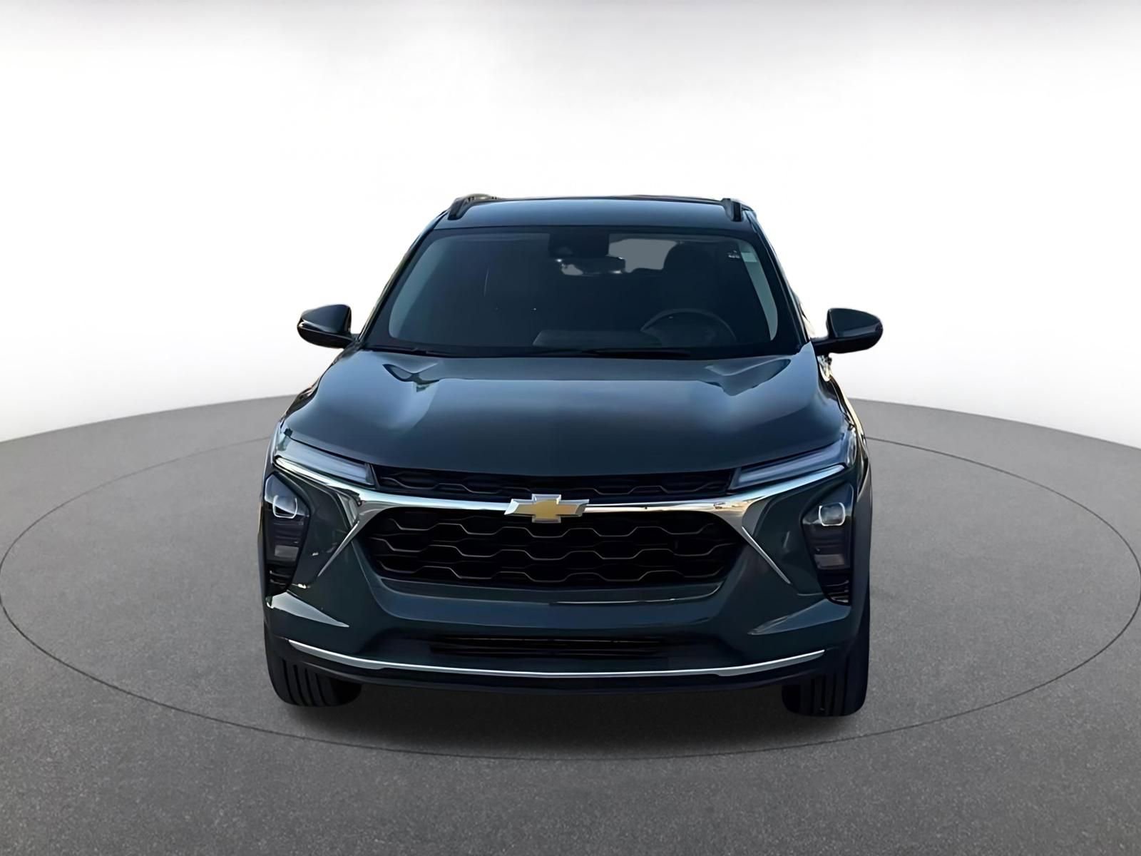 Thumbnail: 2025 Chevrolet Trax - 4