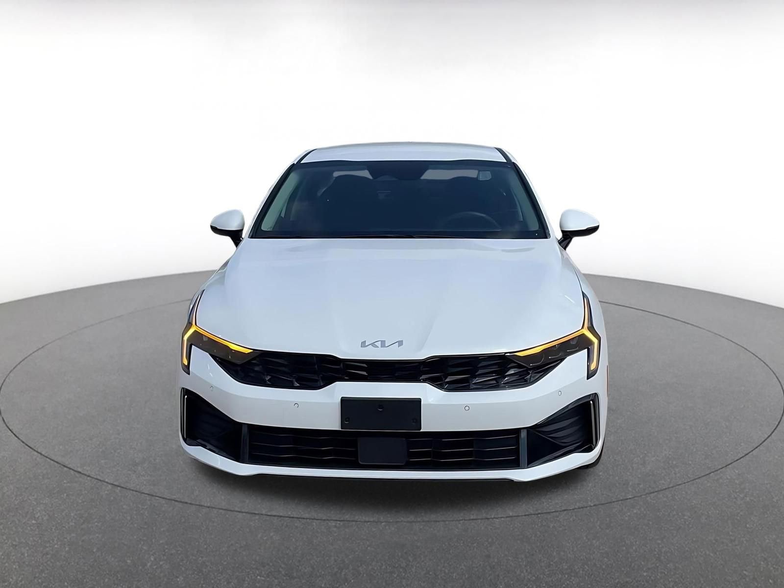 Thumbnail: 2025 Kia K5 - 3