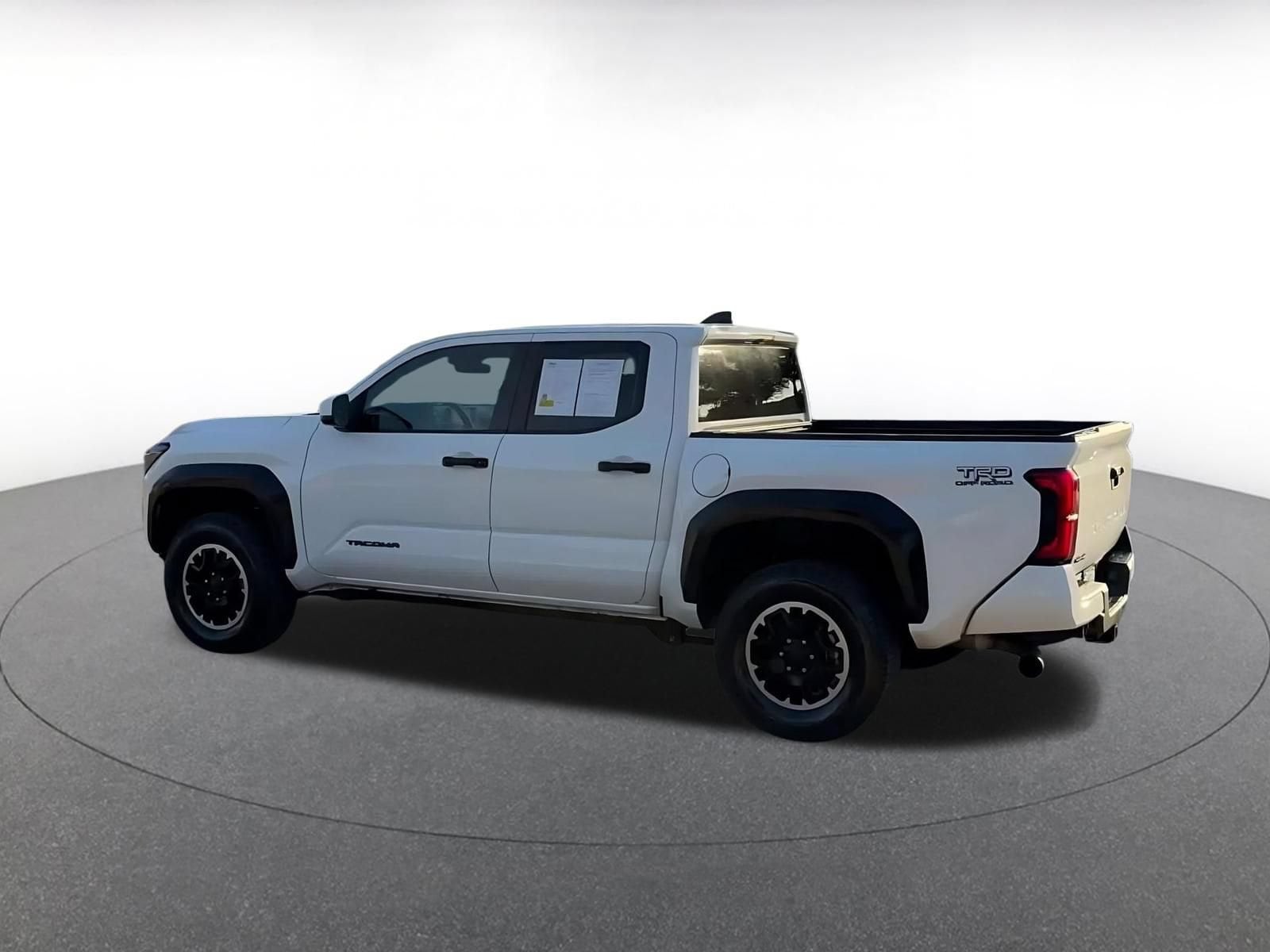 Thumbnail: 2025 Toyota Tacoma - 10