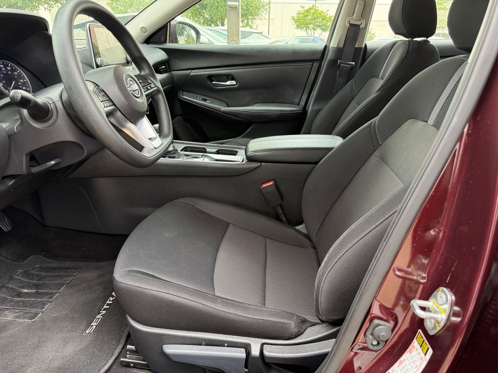 Thumbnail: 2024 Nissan Sentra - 27