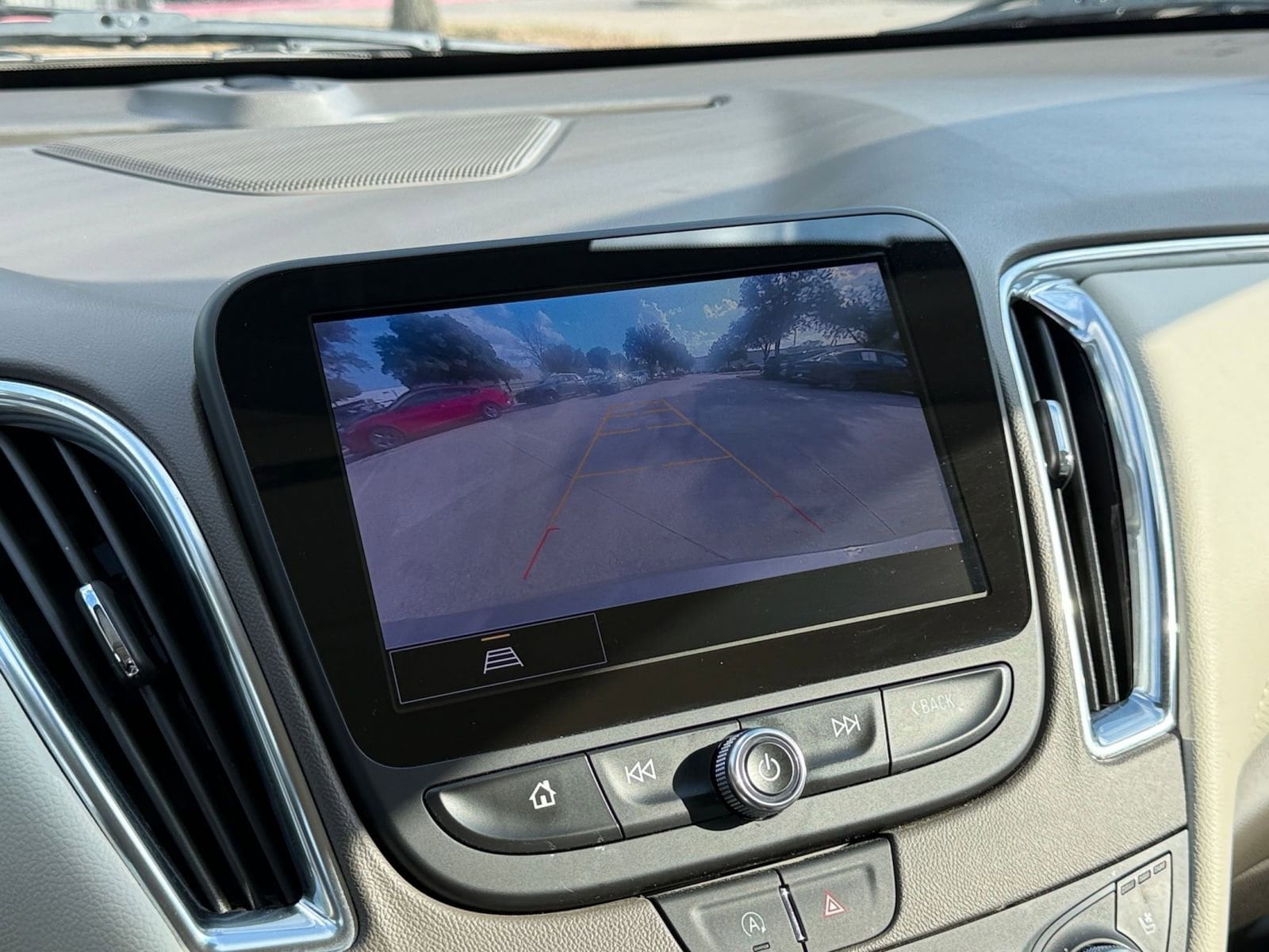 Thumbnail: 2024 Chevrolet Malibu - 17