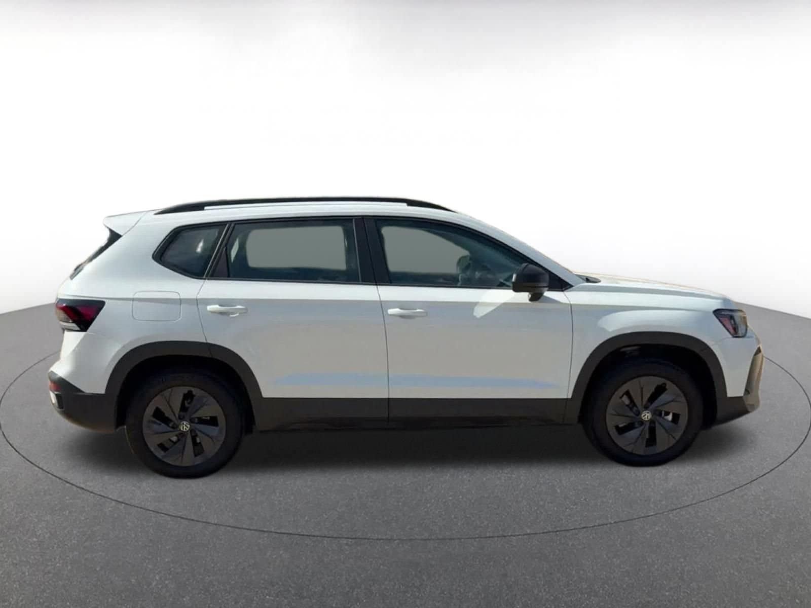 Thumbnail: 2026 Volkswagen Taos - 14