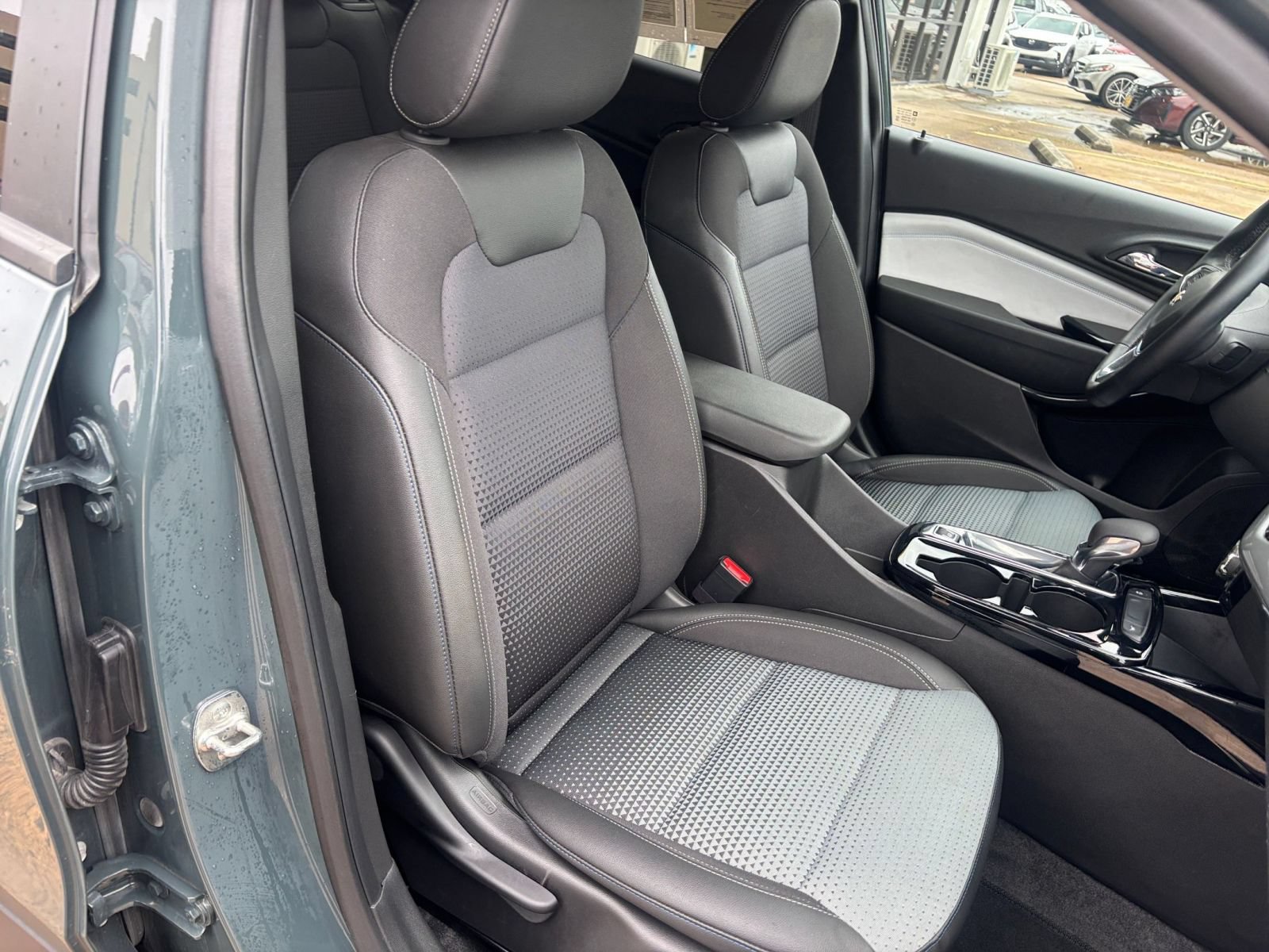Thumbnail: 2025 Chevrolet Trax - 35