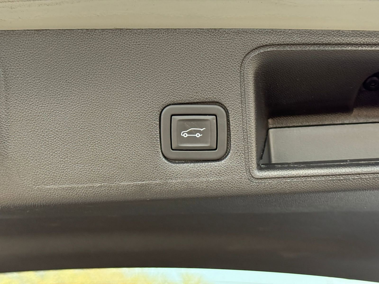 Thumbnail: 2024 GMC Terrain - 23