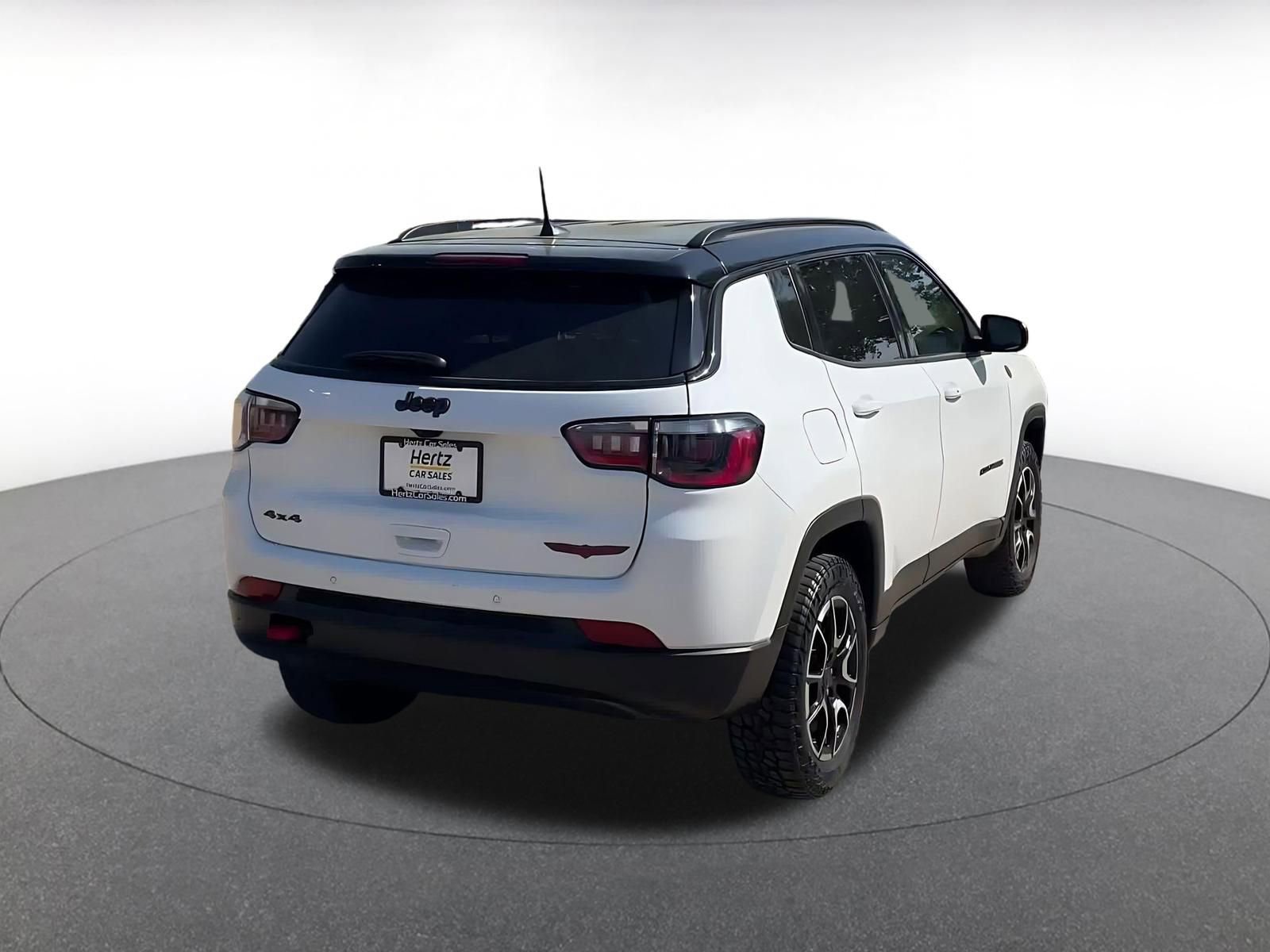 Thumbnail: 2025 Jeep Compass - 14
