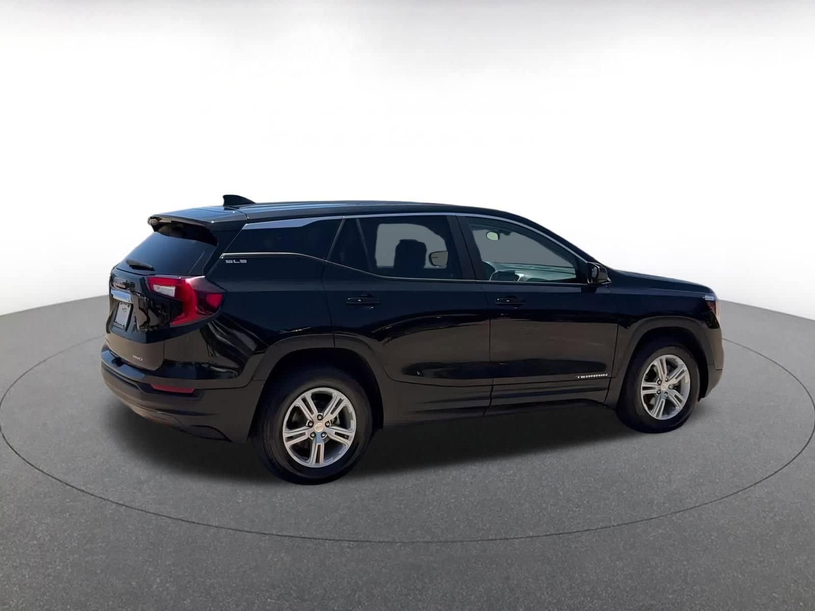 Thumbnail: 2024 GMC Terrain - 15
