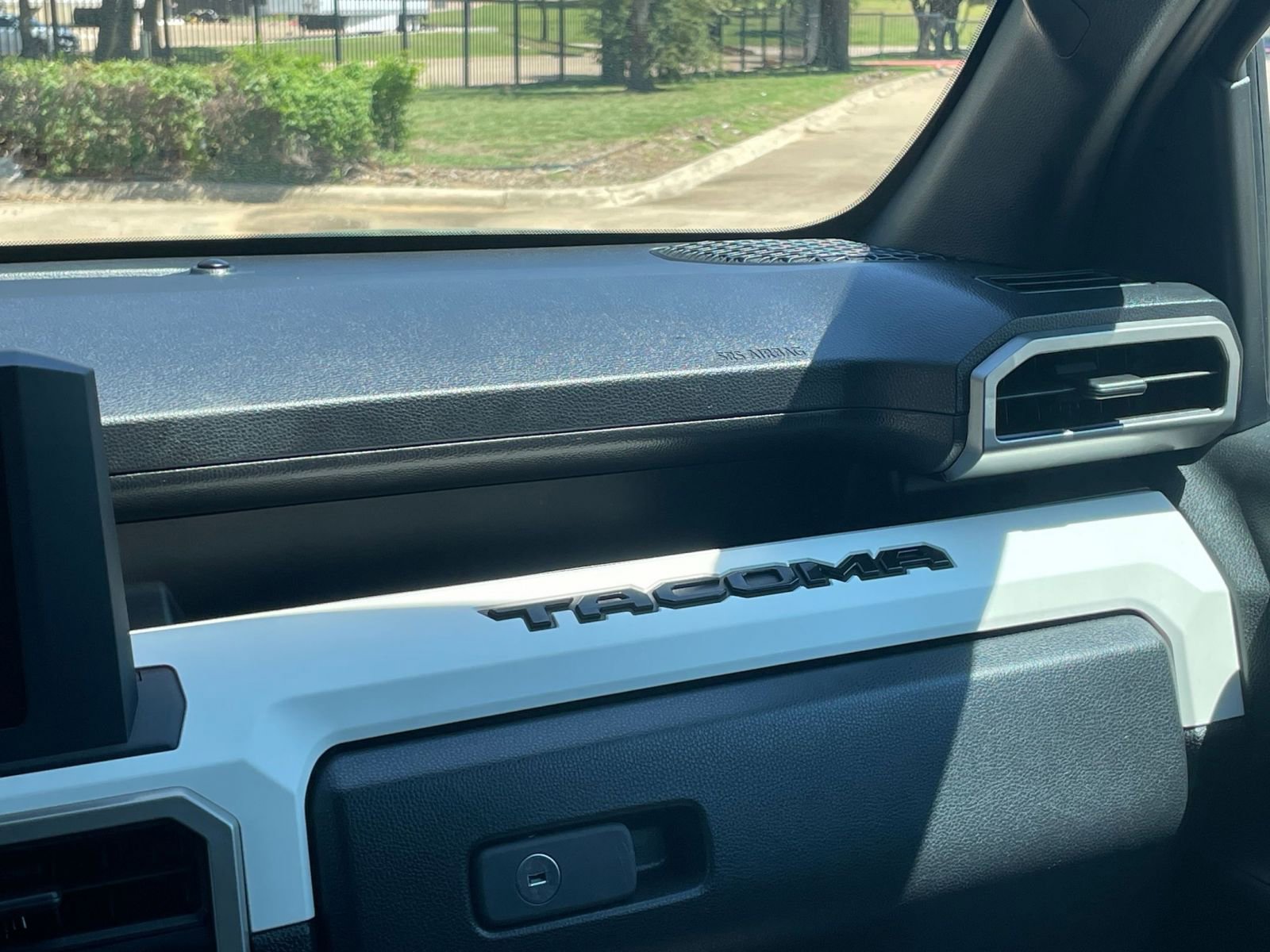 Thumbnail: 2024 Toyota Tacoma - 35