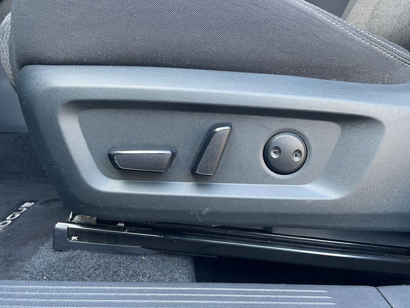 Thumbnail: 2025 Nissan Rogue - 23