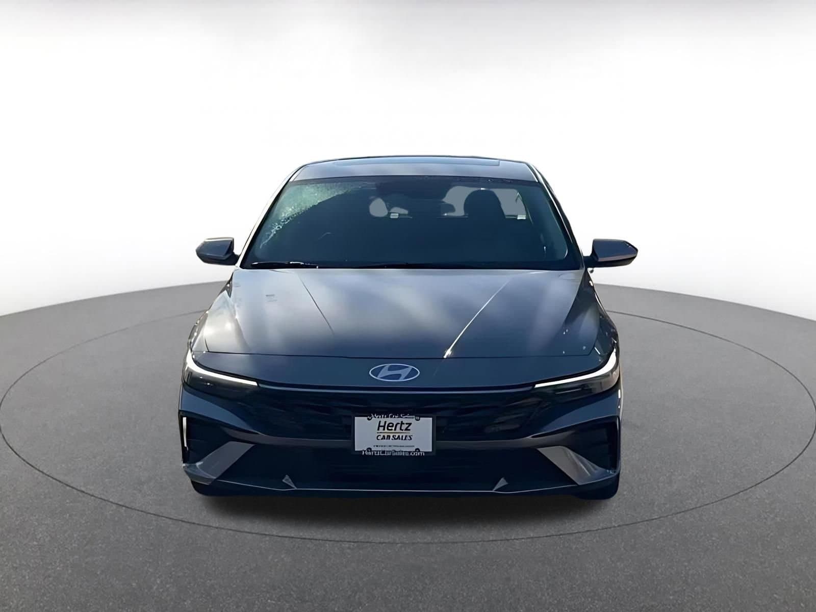 Thumbnail: 2025 Hyundai Elantra - 4