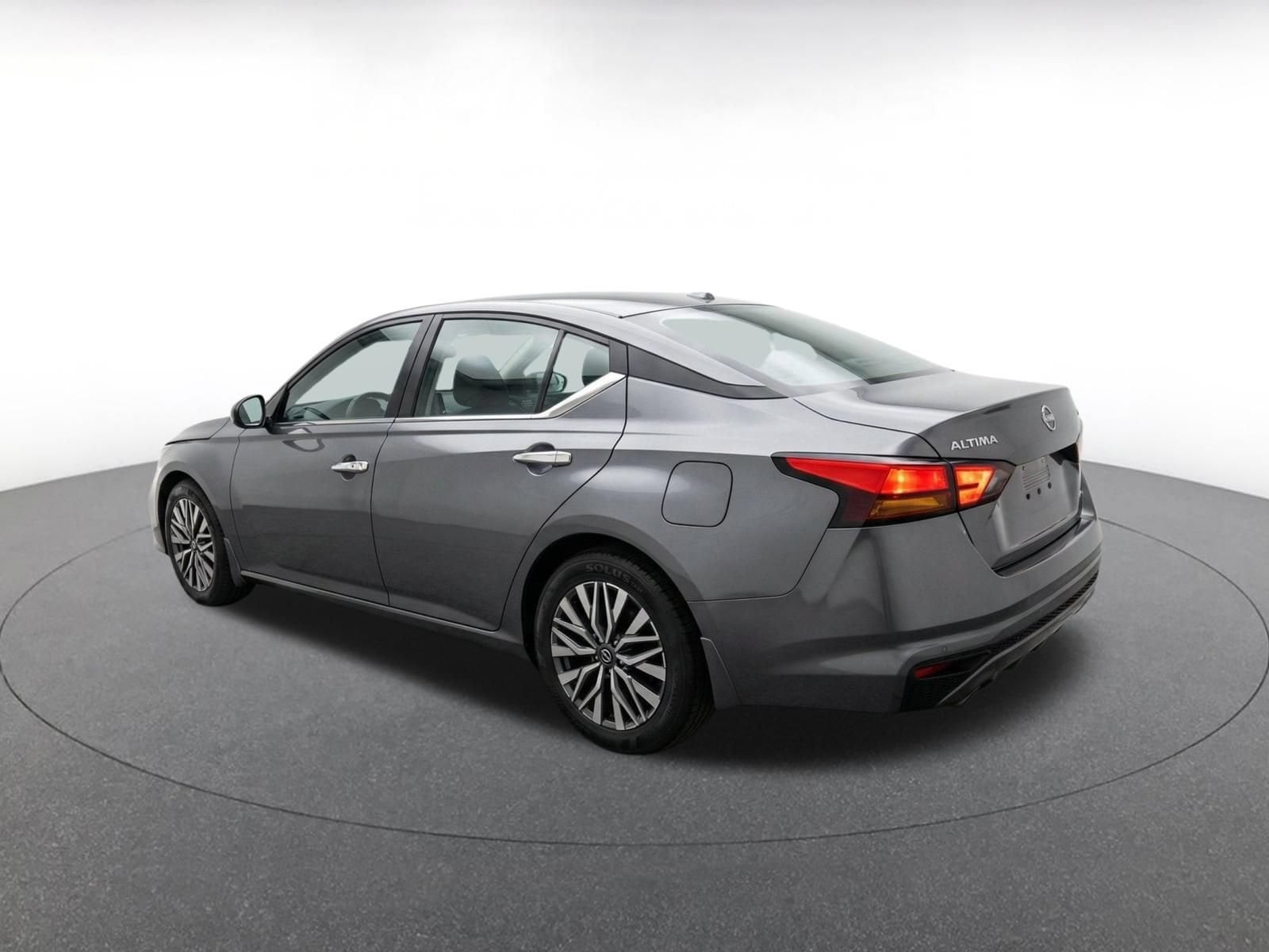 Thumbnail: 2025 Nissan Altima - 7