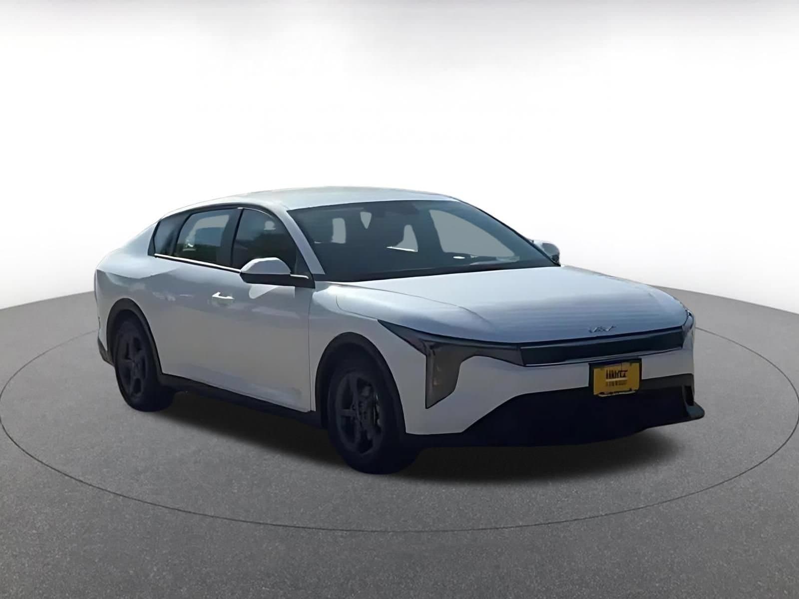 Thumbnail: 2025 Kia K4 - 3