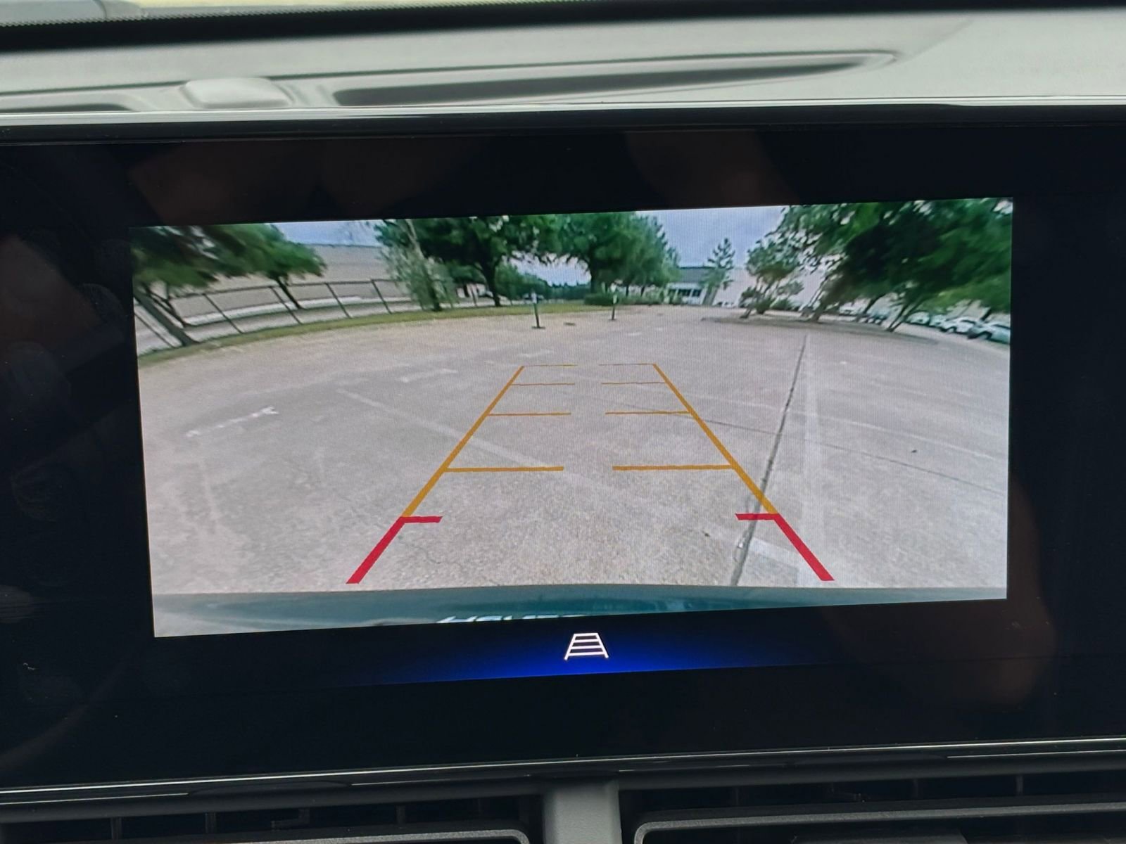 Thumbnail: 2025 Chevrolet Trax - 24