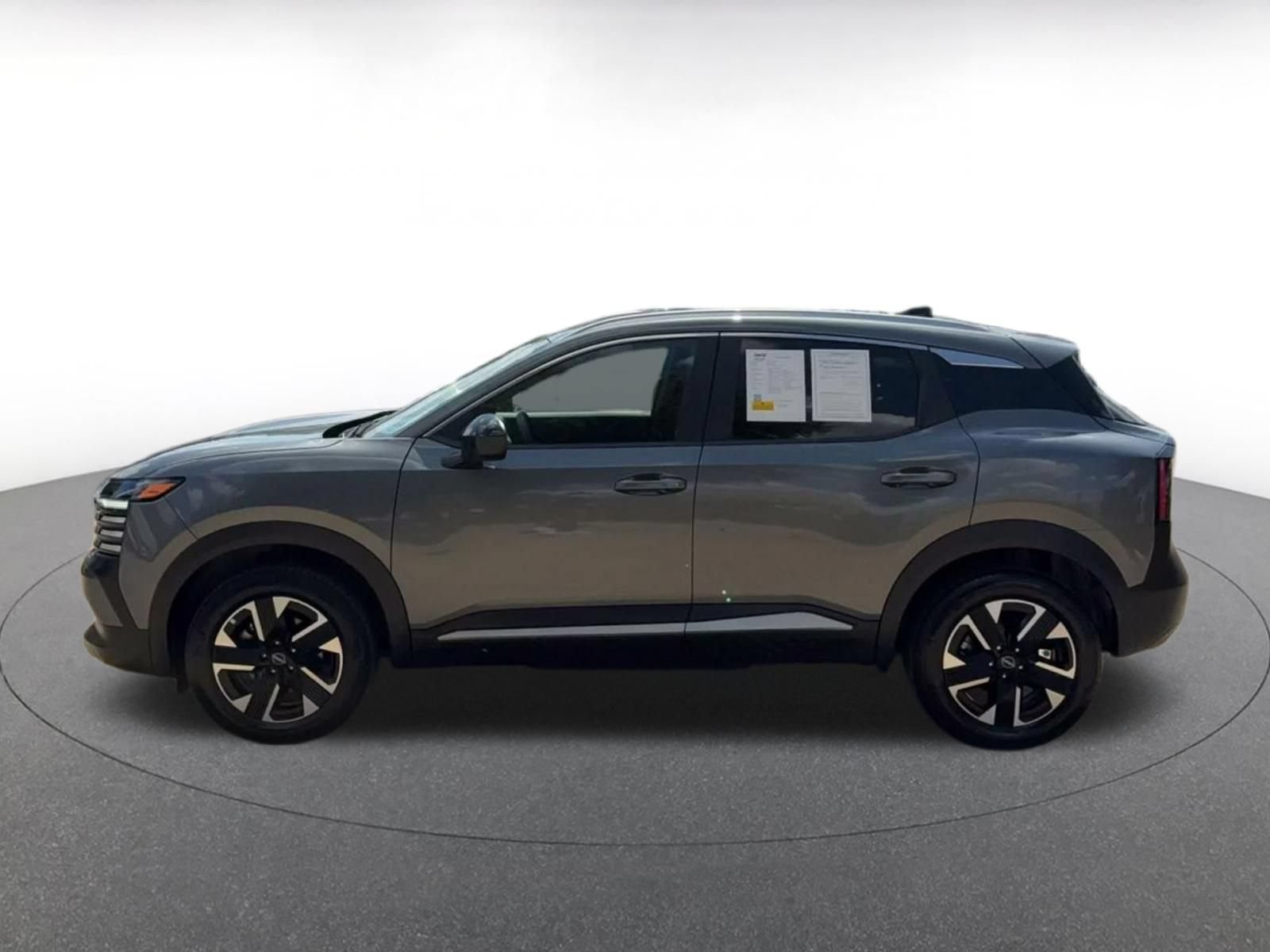 Thumbnail: 2026 Nissan Kicks - 8