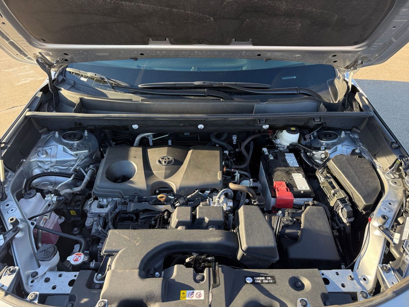 Thumbnail: 2025 Toyota RAV4 - 33