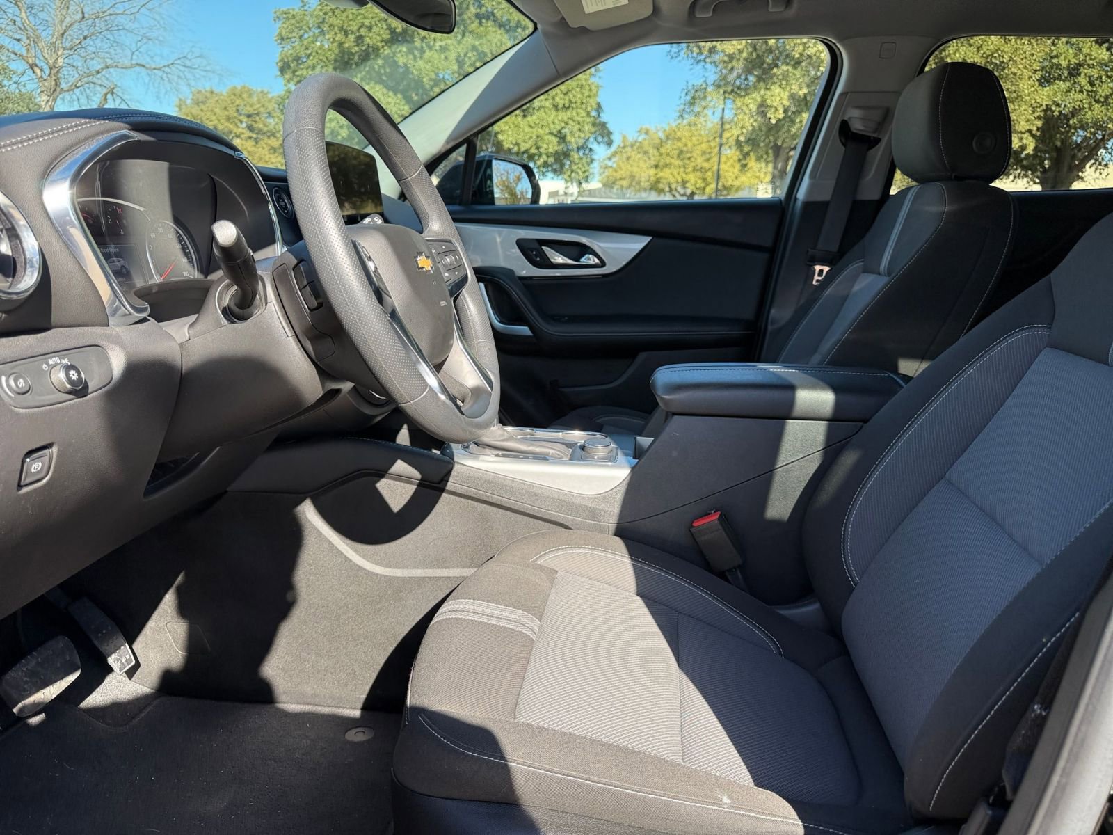 Thumbnail: 2025 Chevrolet Blazer - 27