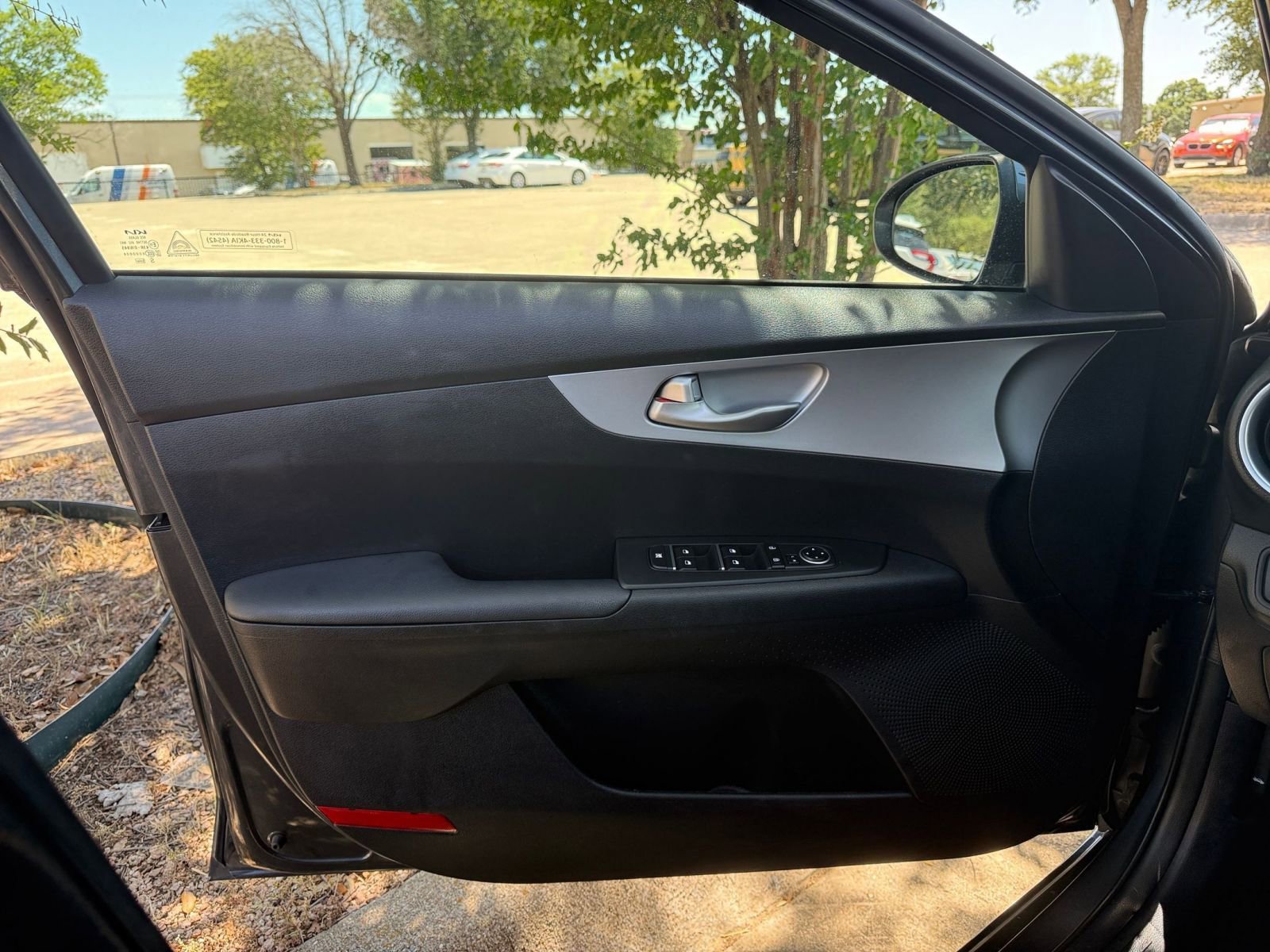 Thumbnail: 2024 Kia Forte - 20