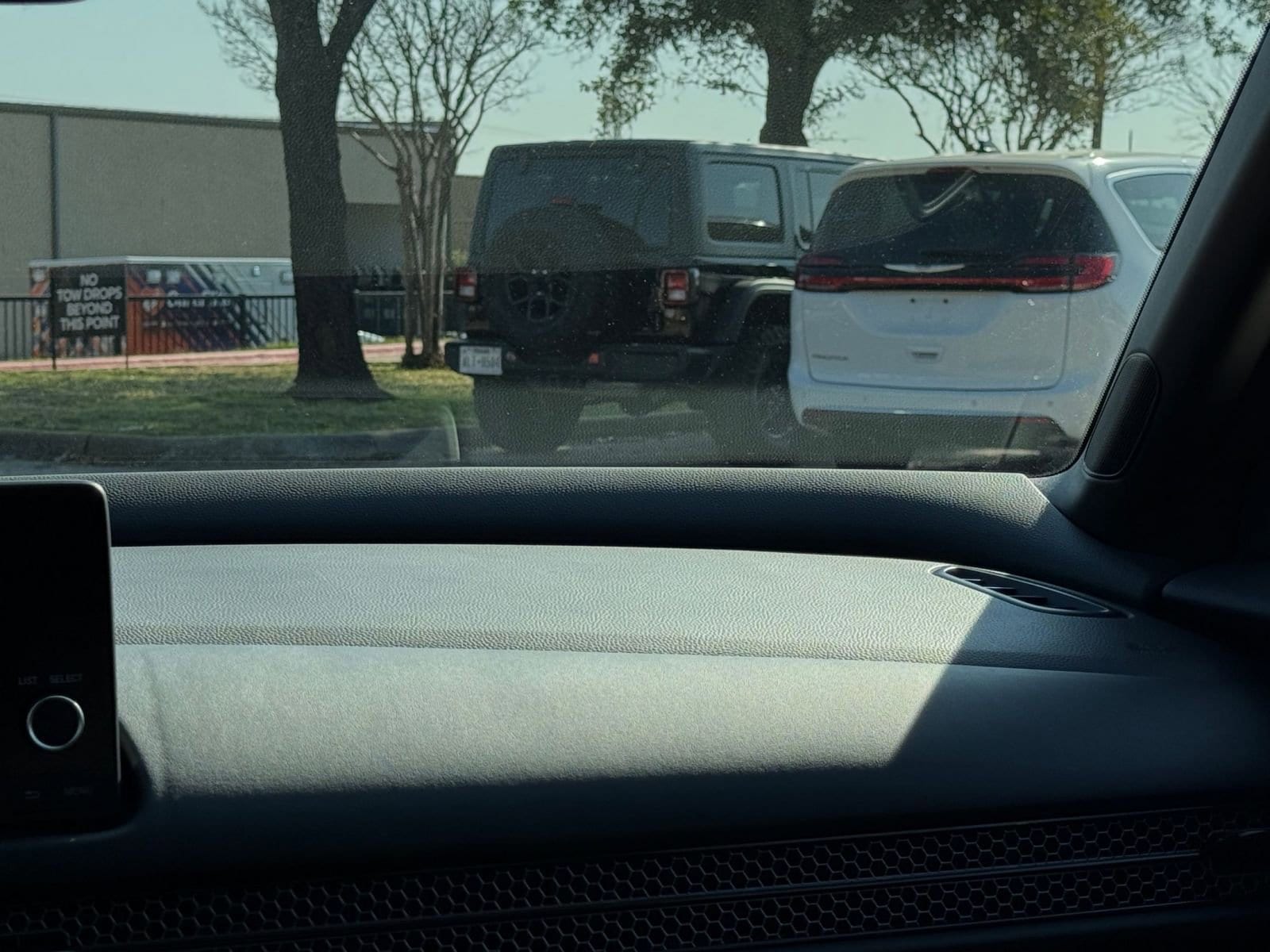 Thumbnail: 2025 Honda HR-V - 35