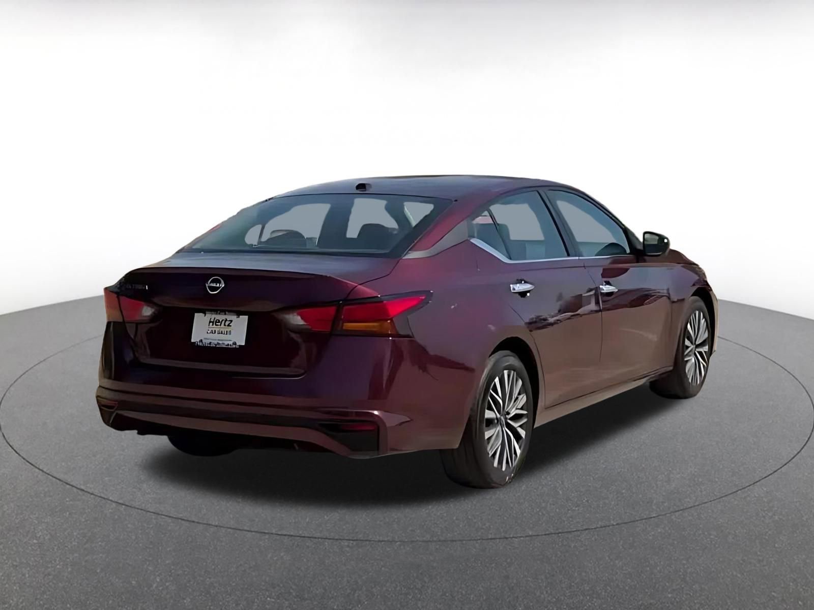 Thumbnail: 2025 Nissan Altima - 15