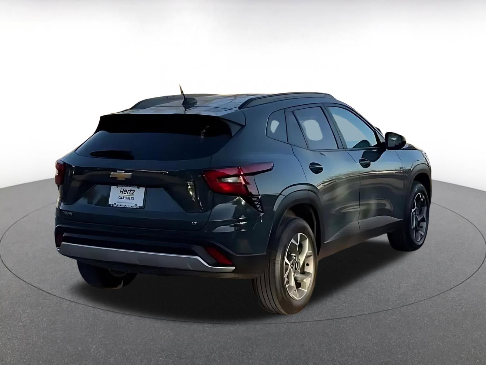 Thumbnail: 2025 Chevrolet Trax - 14