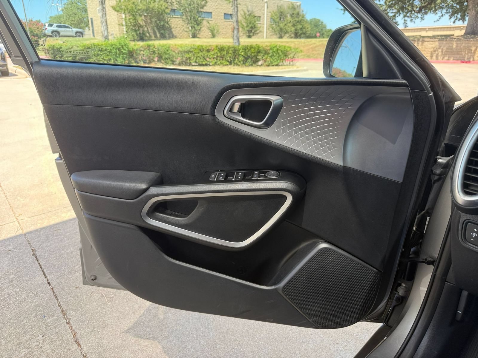 Thumbnail: 2025 Kia Soul - 18