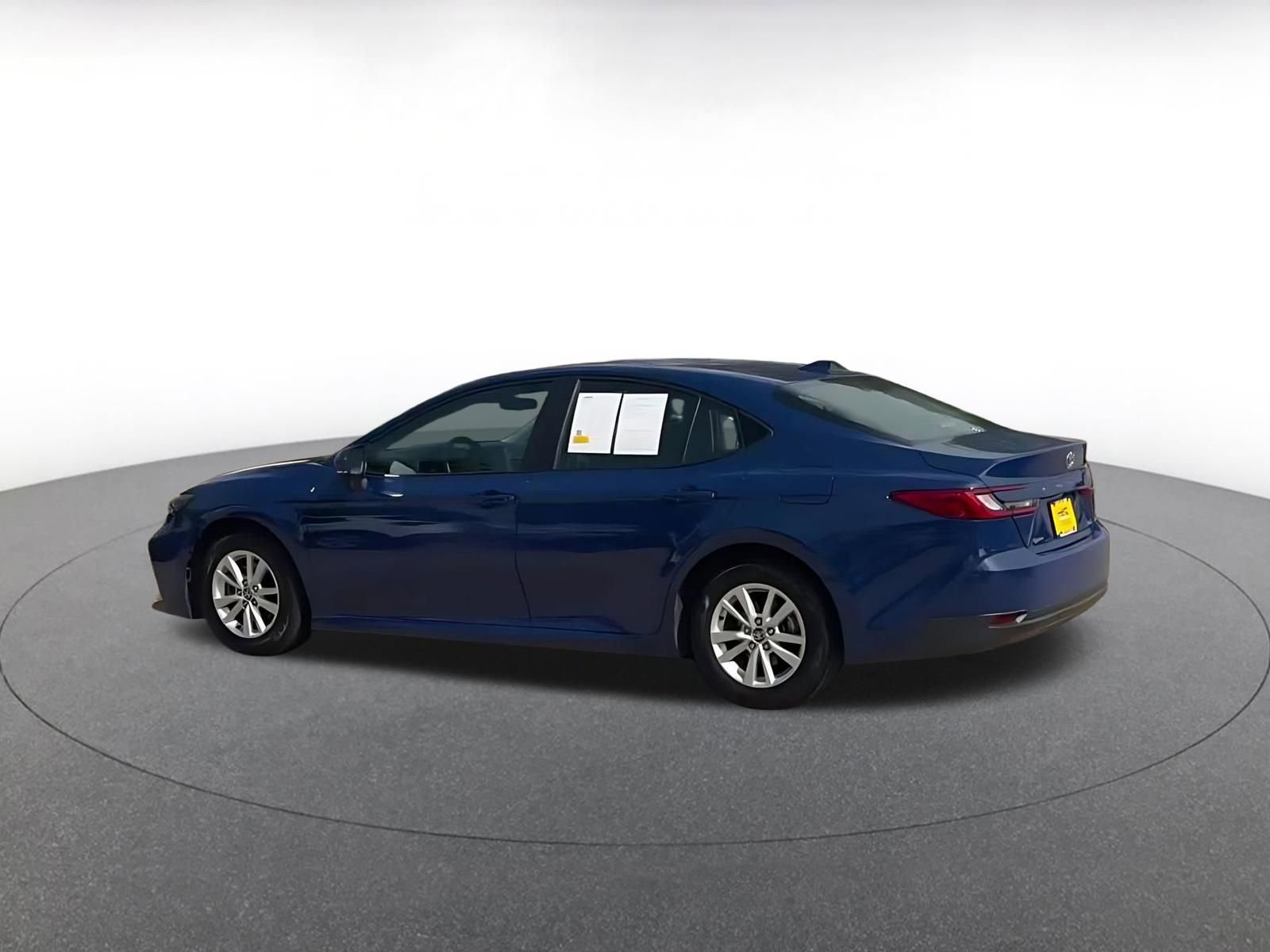 Thumbnail: 2025 Toyota Camry - 10