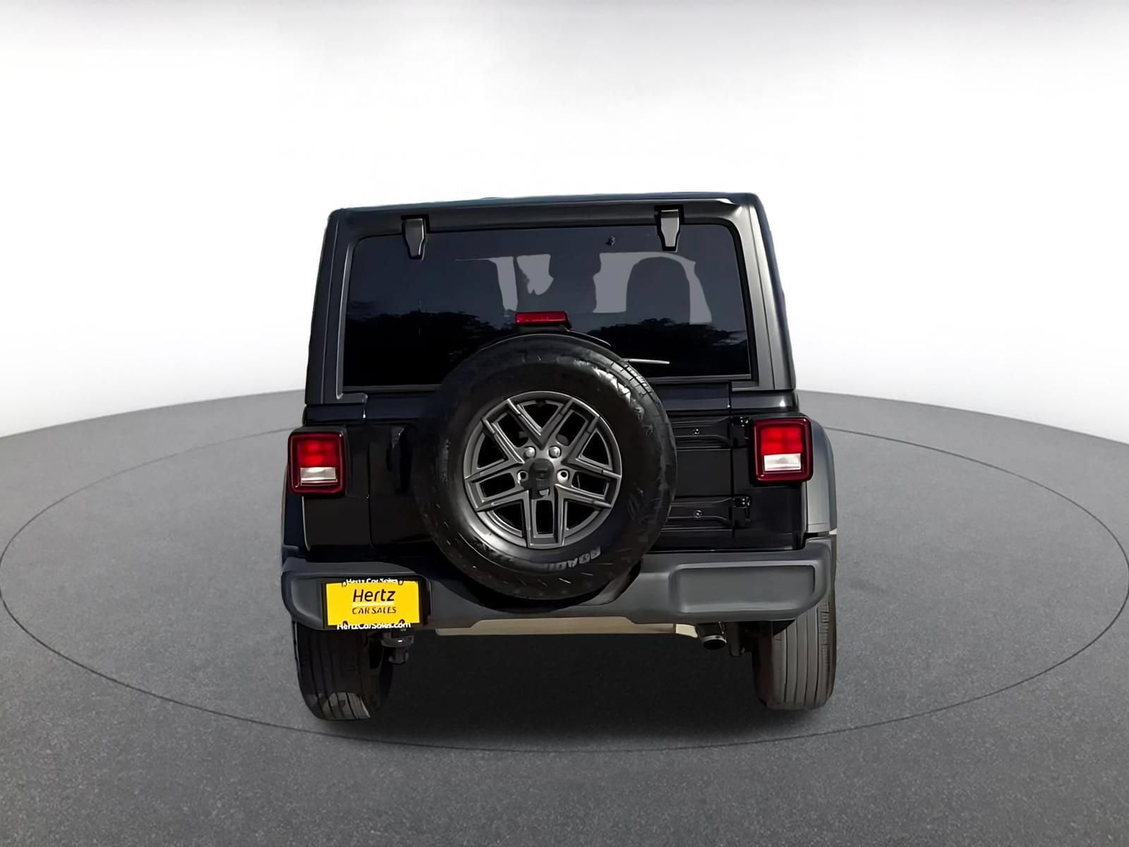 Thumbnail: 2025 Jeep Wrangler - 11