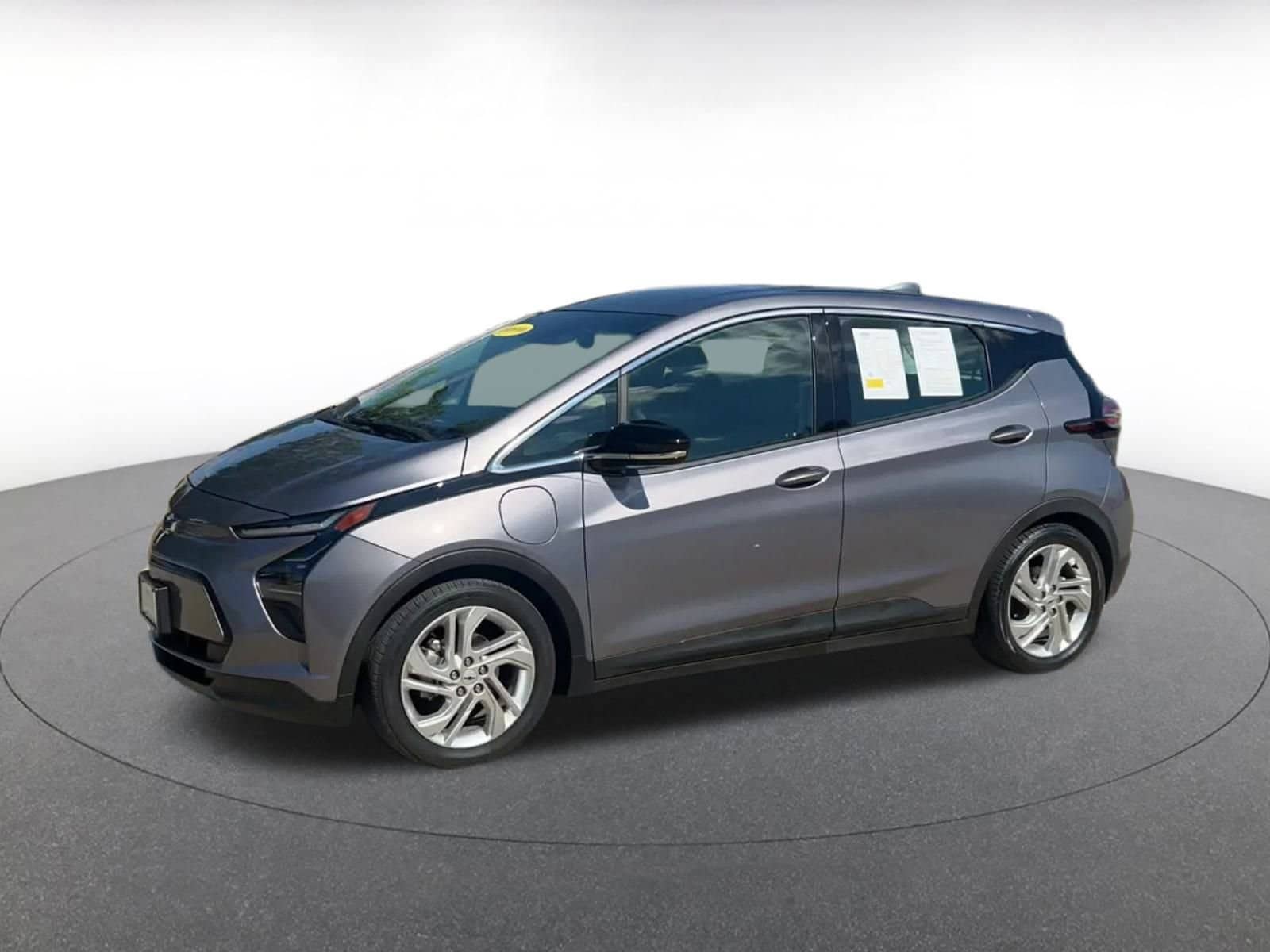 Thumbnail: 2023 Chevrolet Bolt EV - 9
