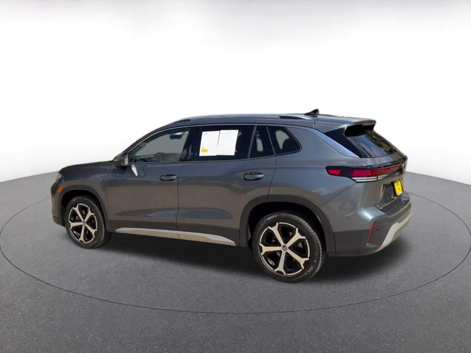 Thumbnail: 2026 Volkswagen Tiguan - 9