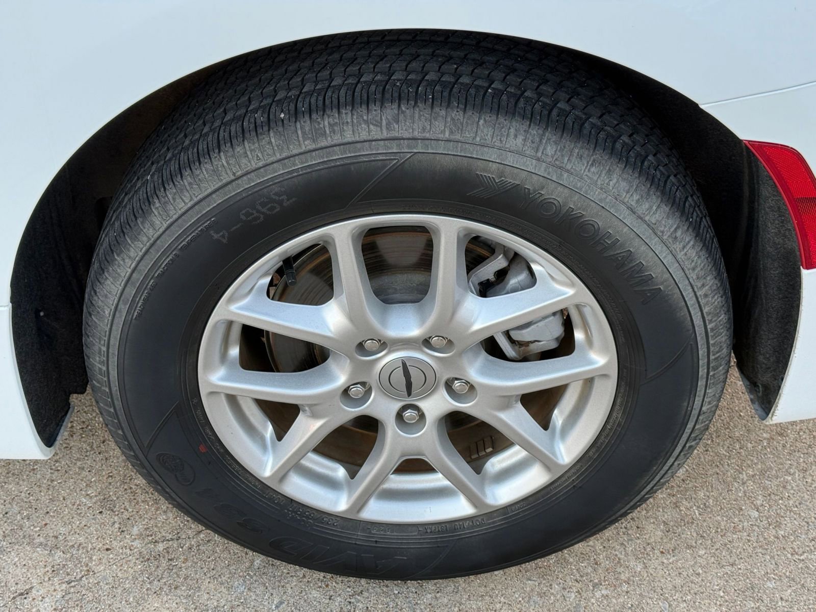 Thumbnail: 2025 Chrysler Pacifica - 32