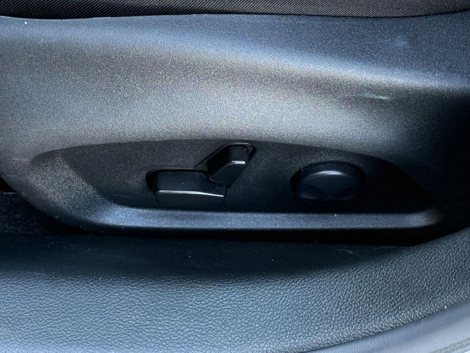 Thumbnail: 2025 Jeep Compass - 22