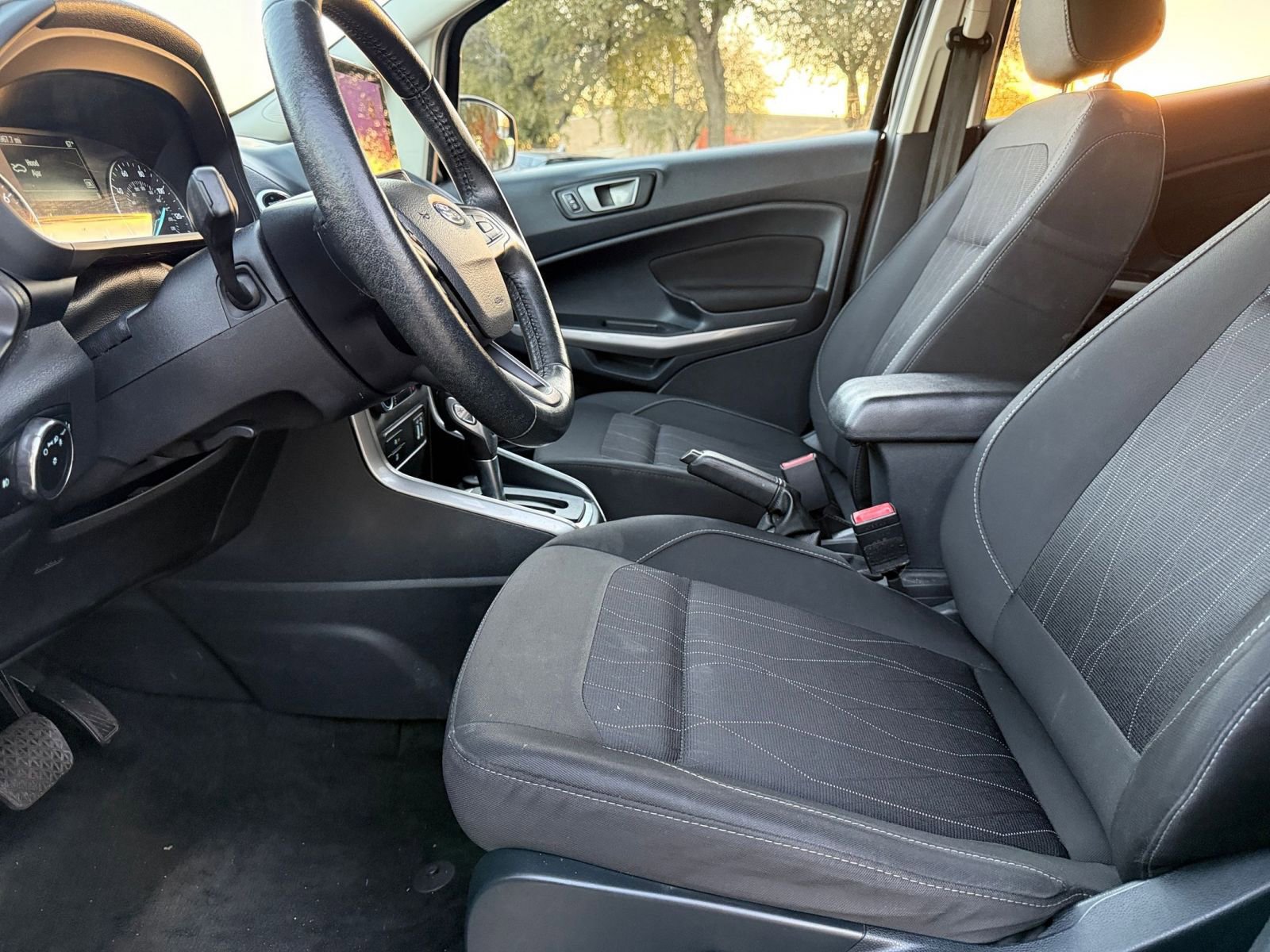 Thumbnail: 2020 Ford EcoSport - 27