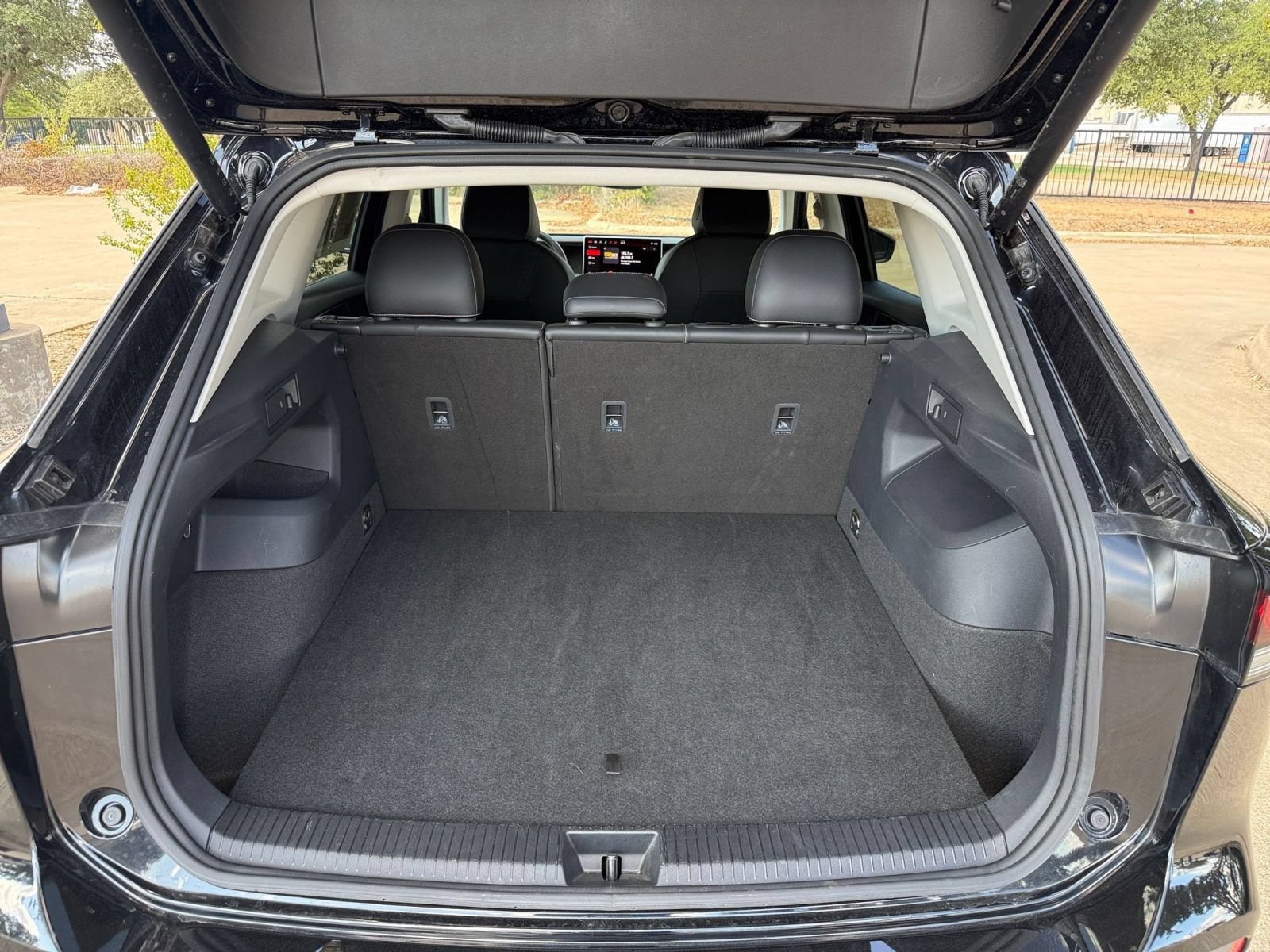 Thumbnail: 2026 Volkswagen Tiguan - 32