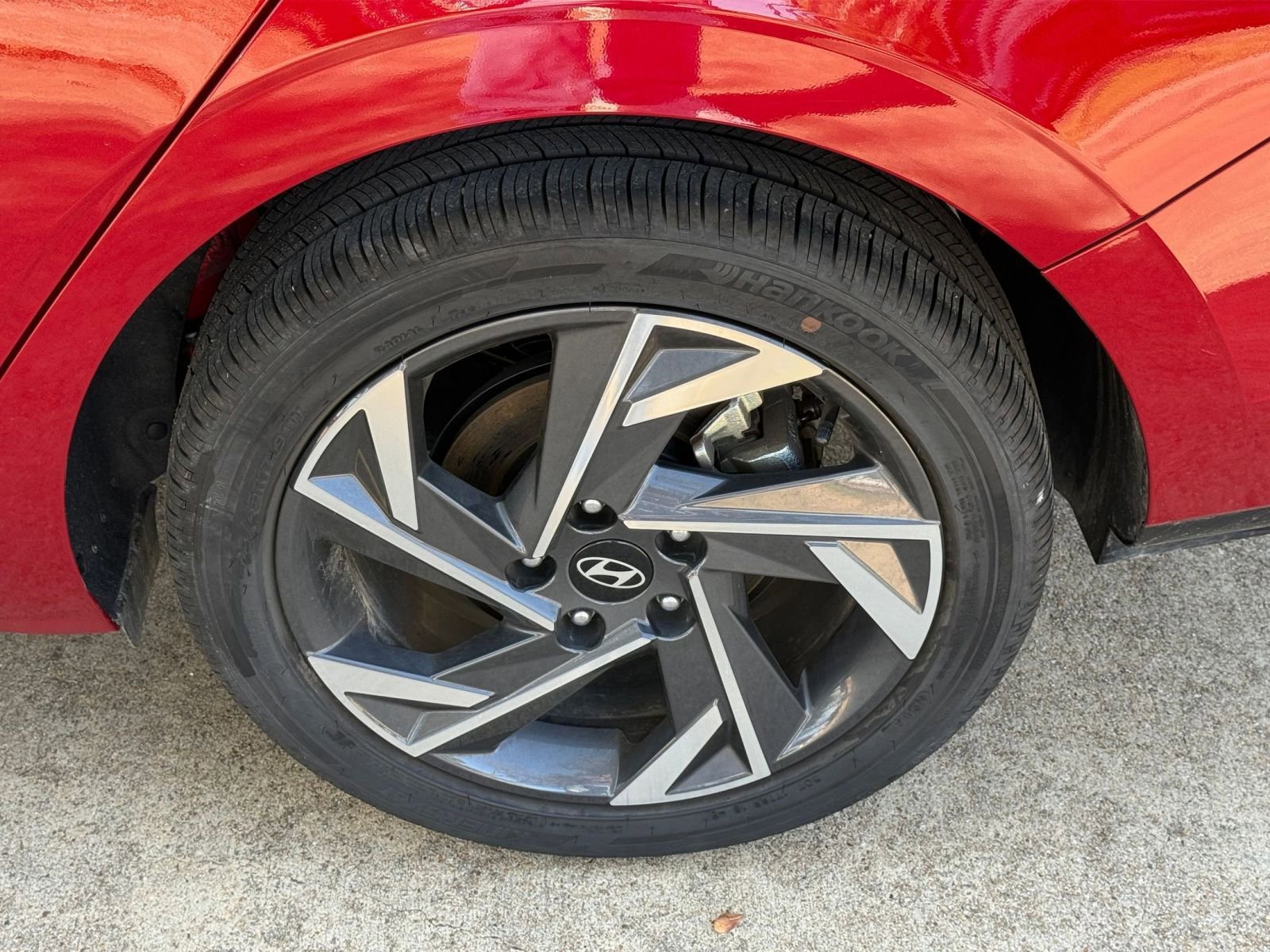 Thumbnail: 2025 Hyundai Elantra - 32