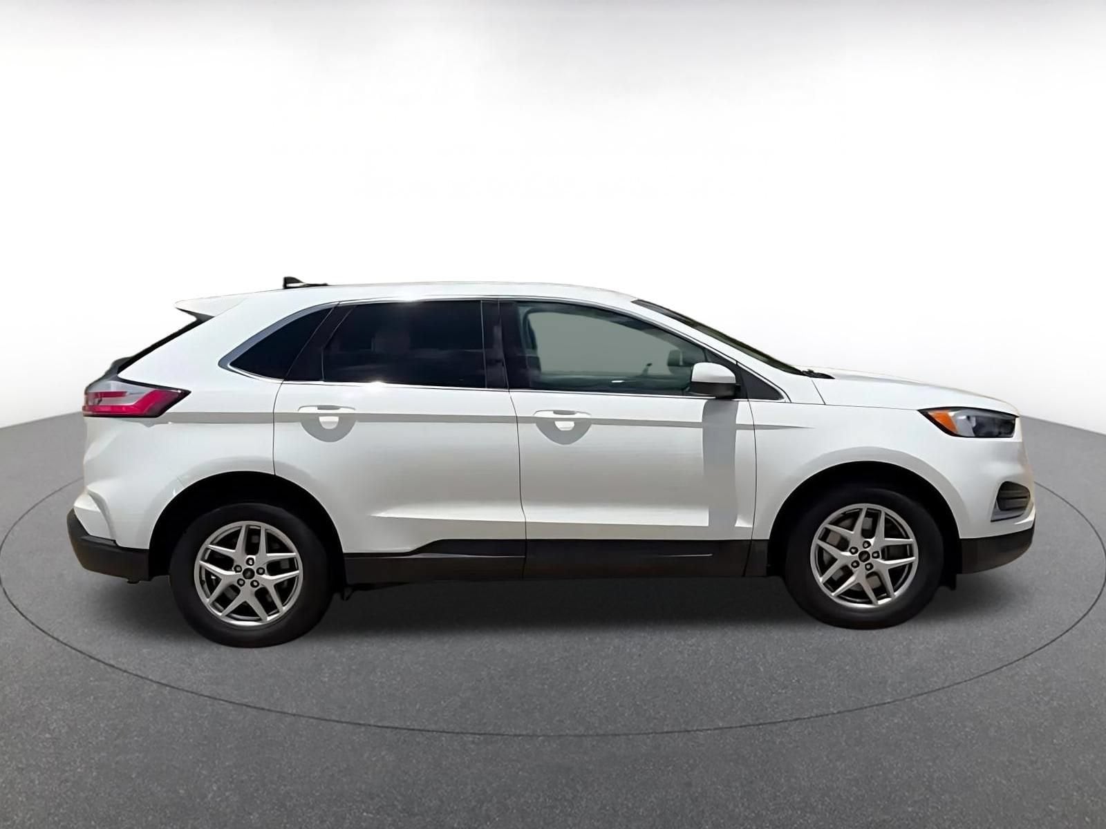 Thumbnail: 2024 Ford Edge - 16
